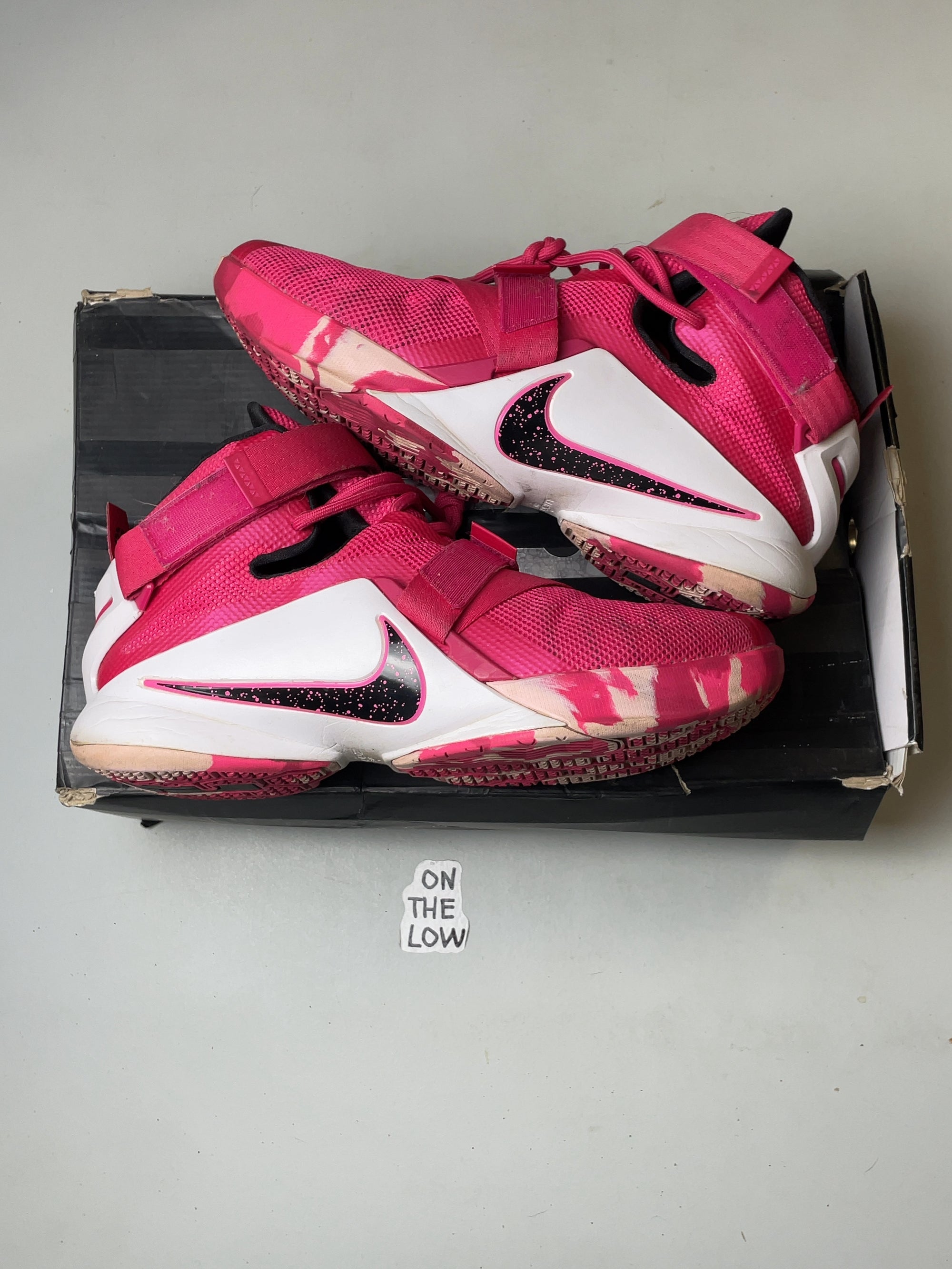 Nike LeBron Zoom Soldier 9 Think Pink (USED)