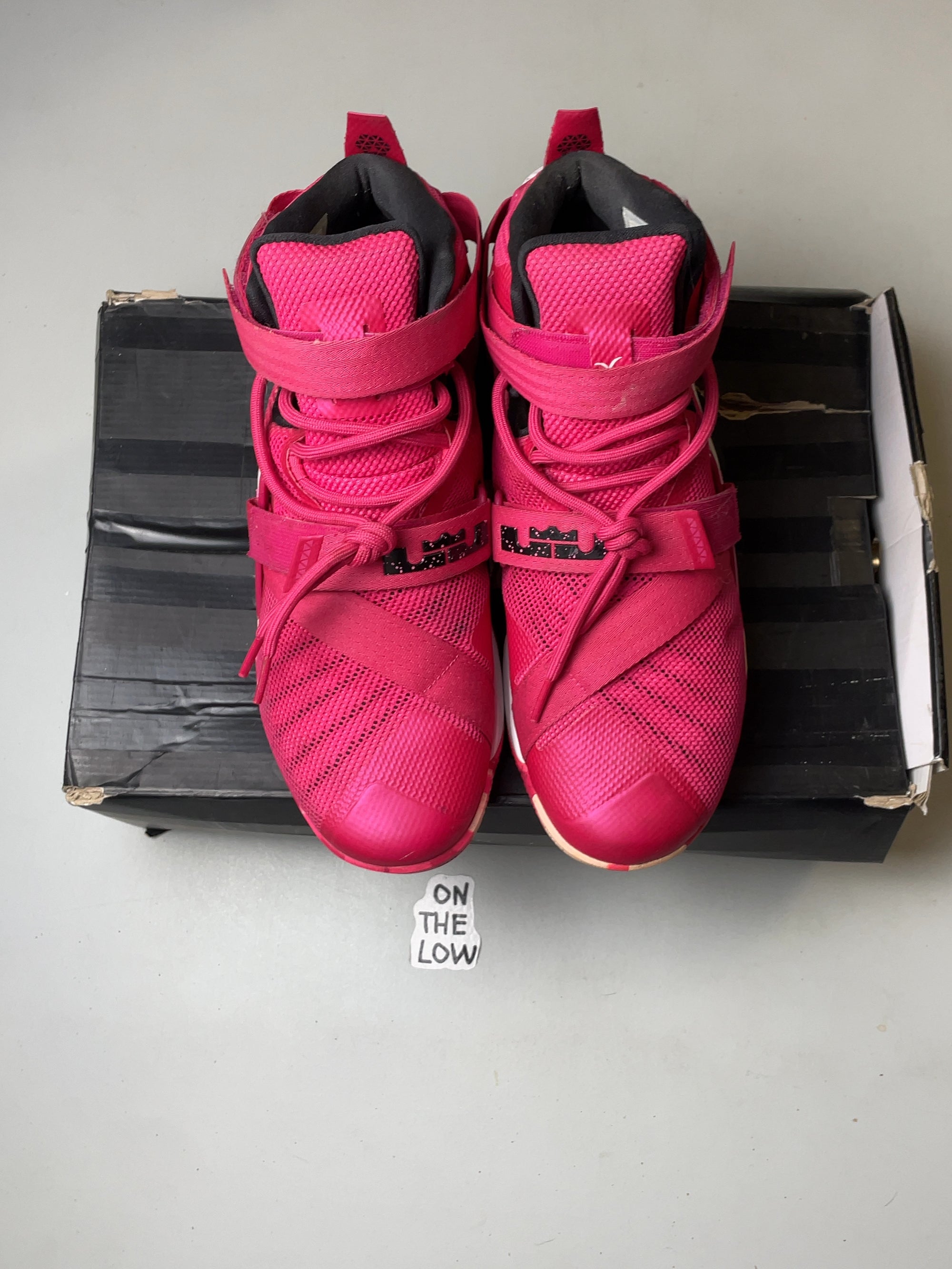Nike LeBron Zoom Soldier 9 Think Pink (USED)
