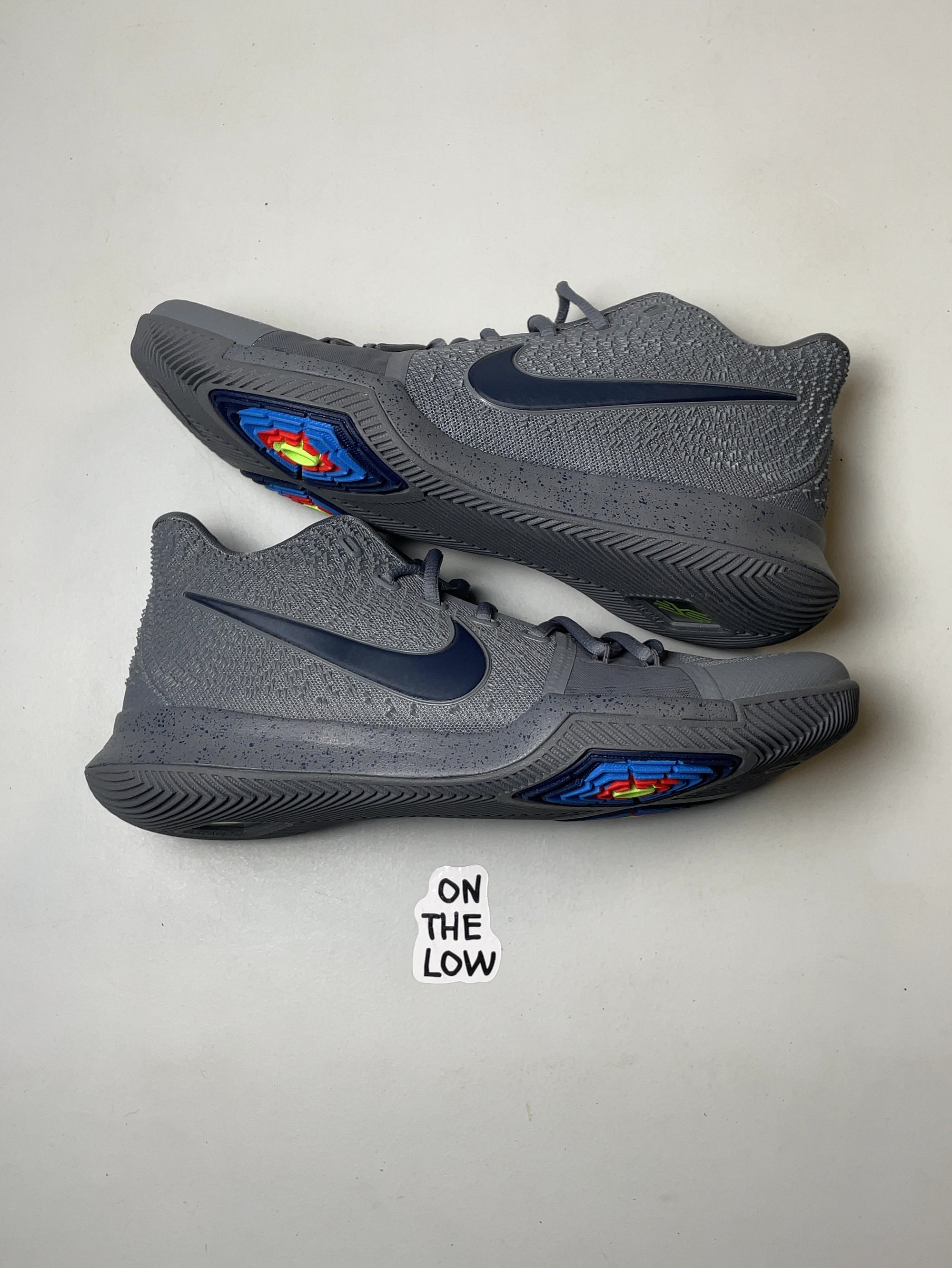 Nike Kyrie 3 Cool Grey