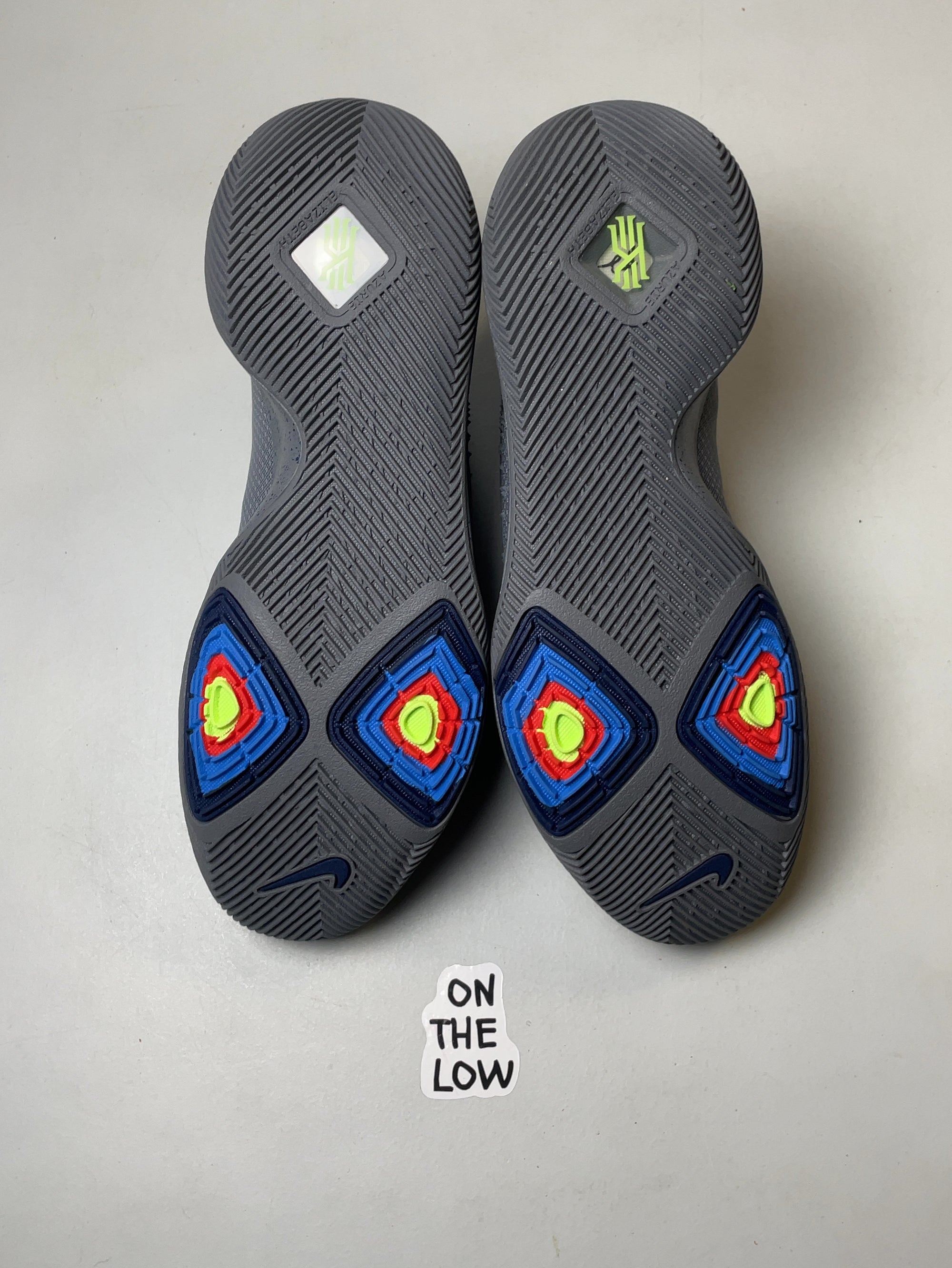 Nike Kyrie 3 Cool Grey
