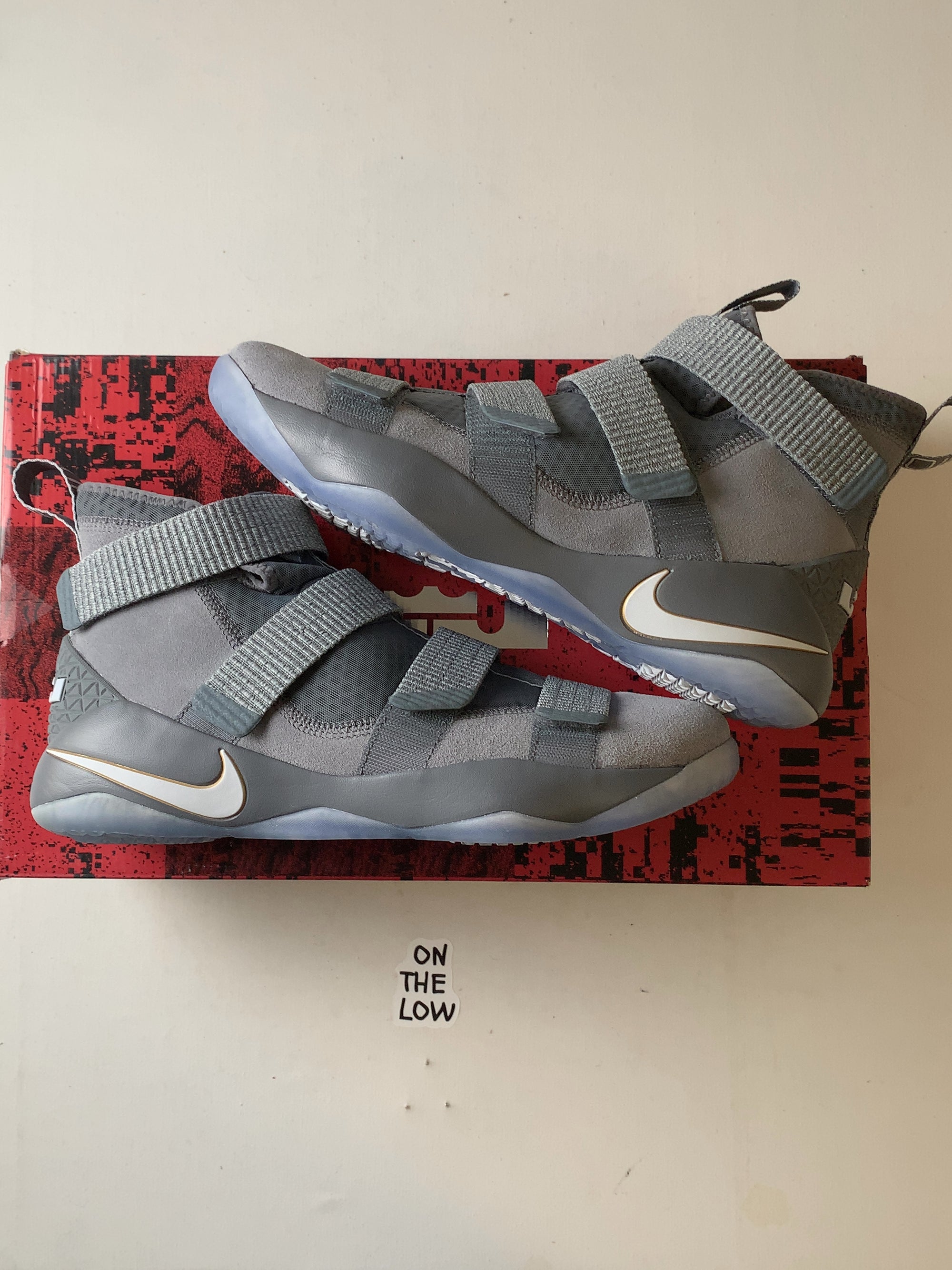 Nike LeBron Zoom Soldier 11 Cool Grey — Drive 1NMdKFU2UEqE2eQ0Oa2uGarqFNDXuYXny — photo 1