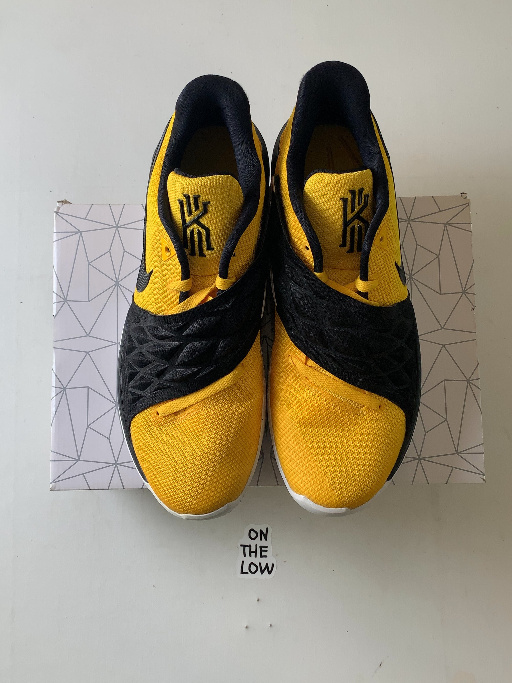 Nike Kyrie Low 1 Amarillo — Drive 19bwtj9kjlQ9vYYHaqsGzvLor-Pk1hFT4 — photo 3