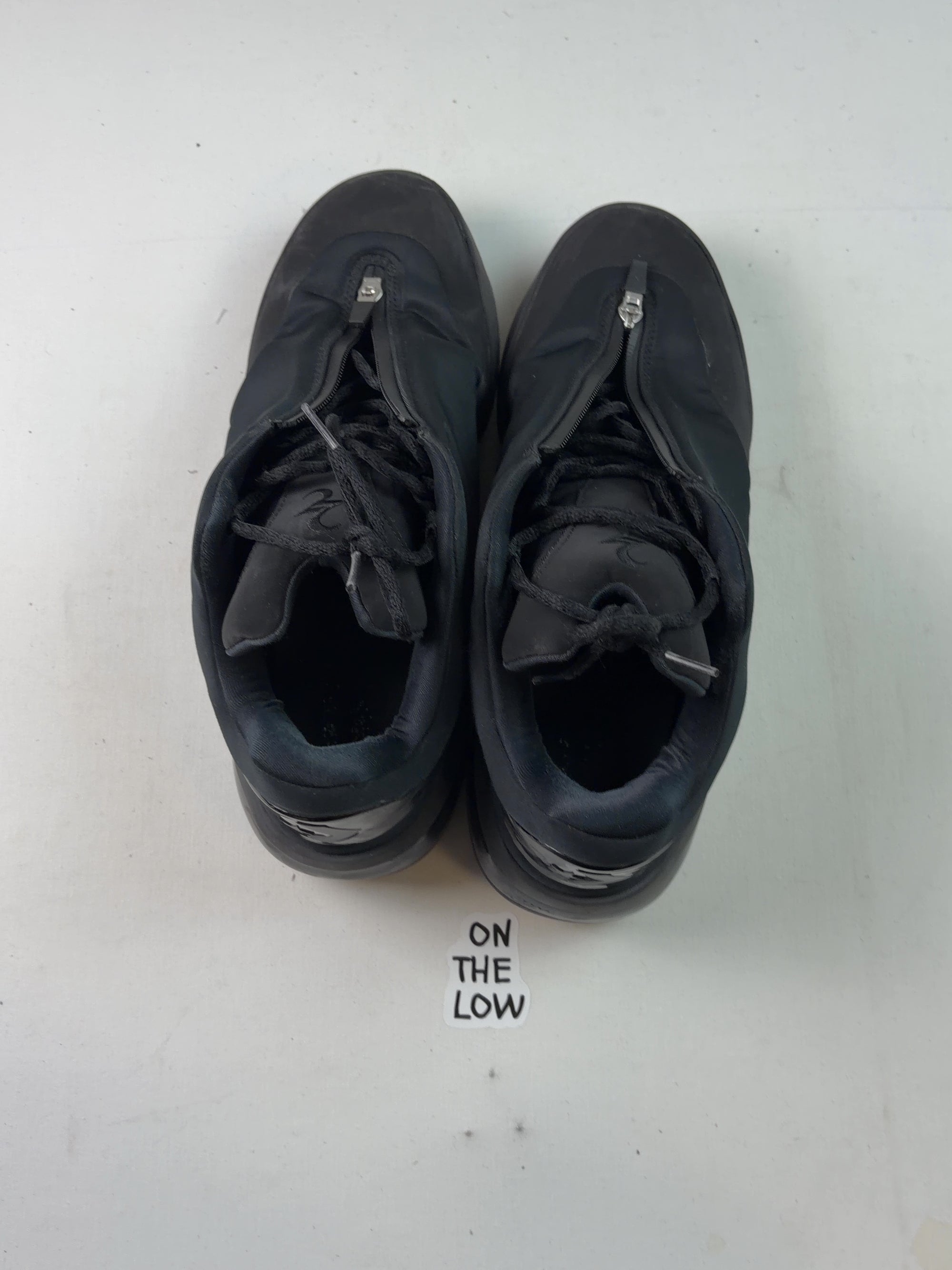 Converse SHAI 001 Charm Black — Drive 1LyzEXkPJwiQp2lqb9fwORG1VZ74_jS12 — photo 4