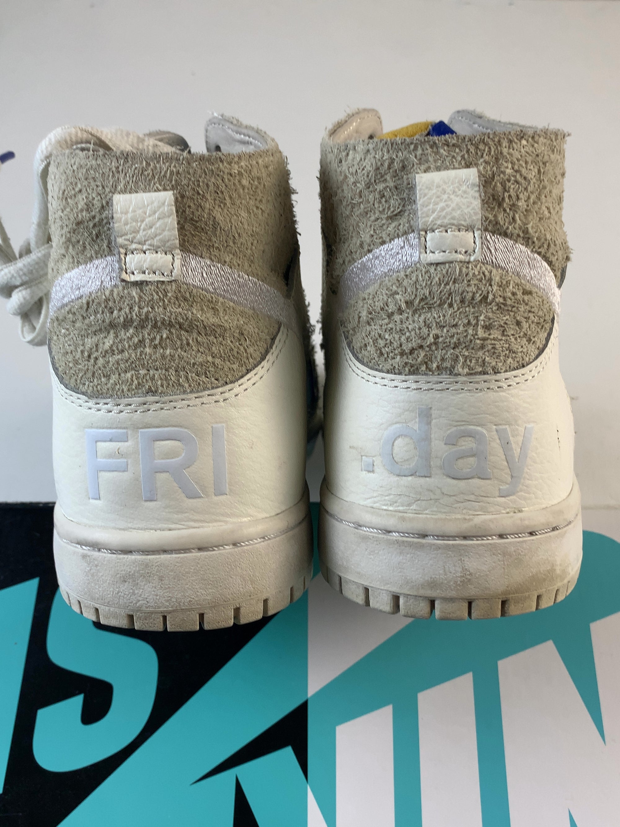 Nike SB Dunk High Soulland FRI.day Part 02 (USED) — Drive 19ThQBA9PdH1C60z9PfrOlNyyCR2MYqiN — photo 5