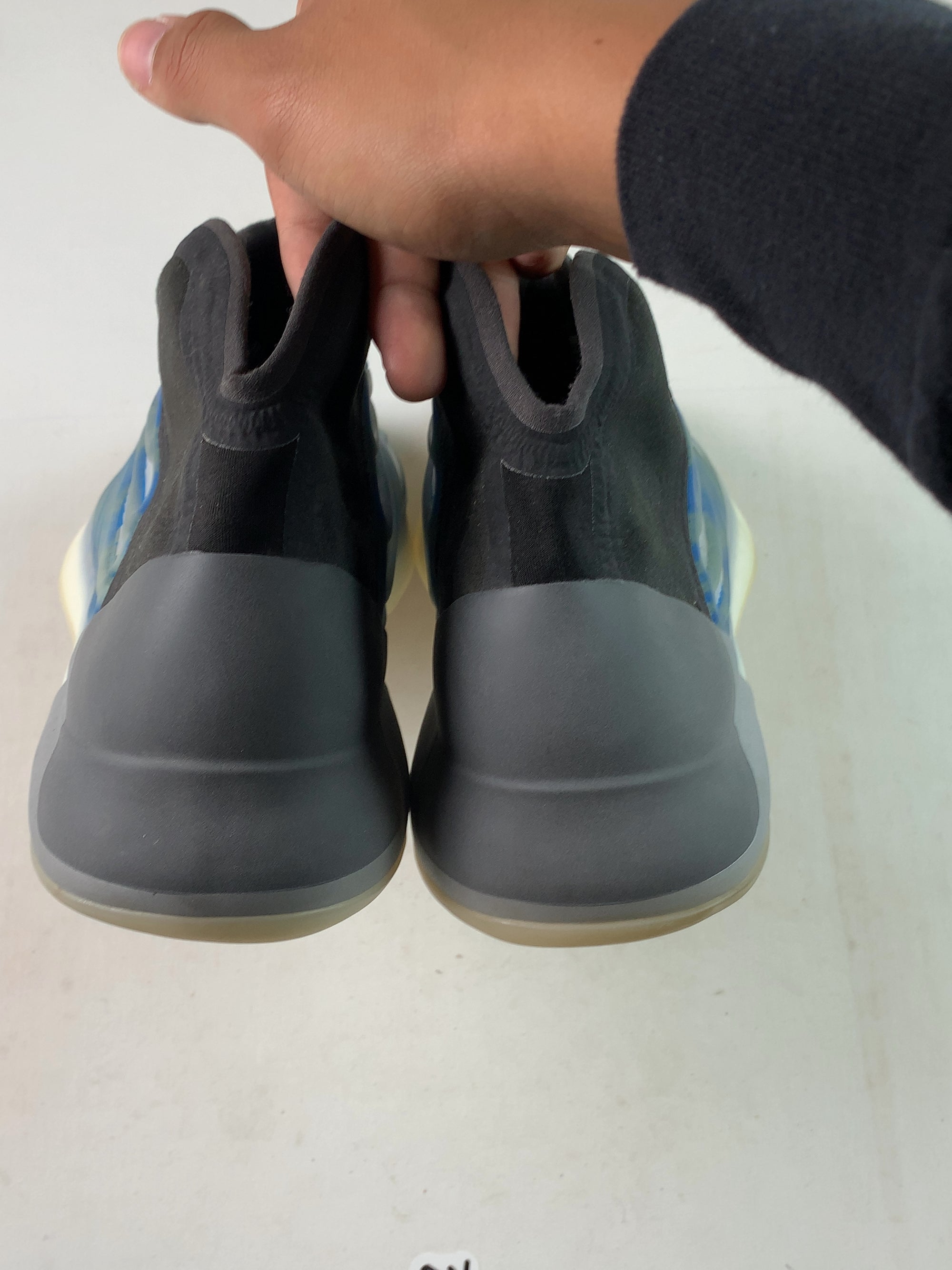 adidas Yeezy QNTM Frozen Blue (USED) — Drive 1j5qCEOT6FCieQ84iKzPvFCExNhXXTlGZ — photo 5