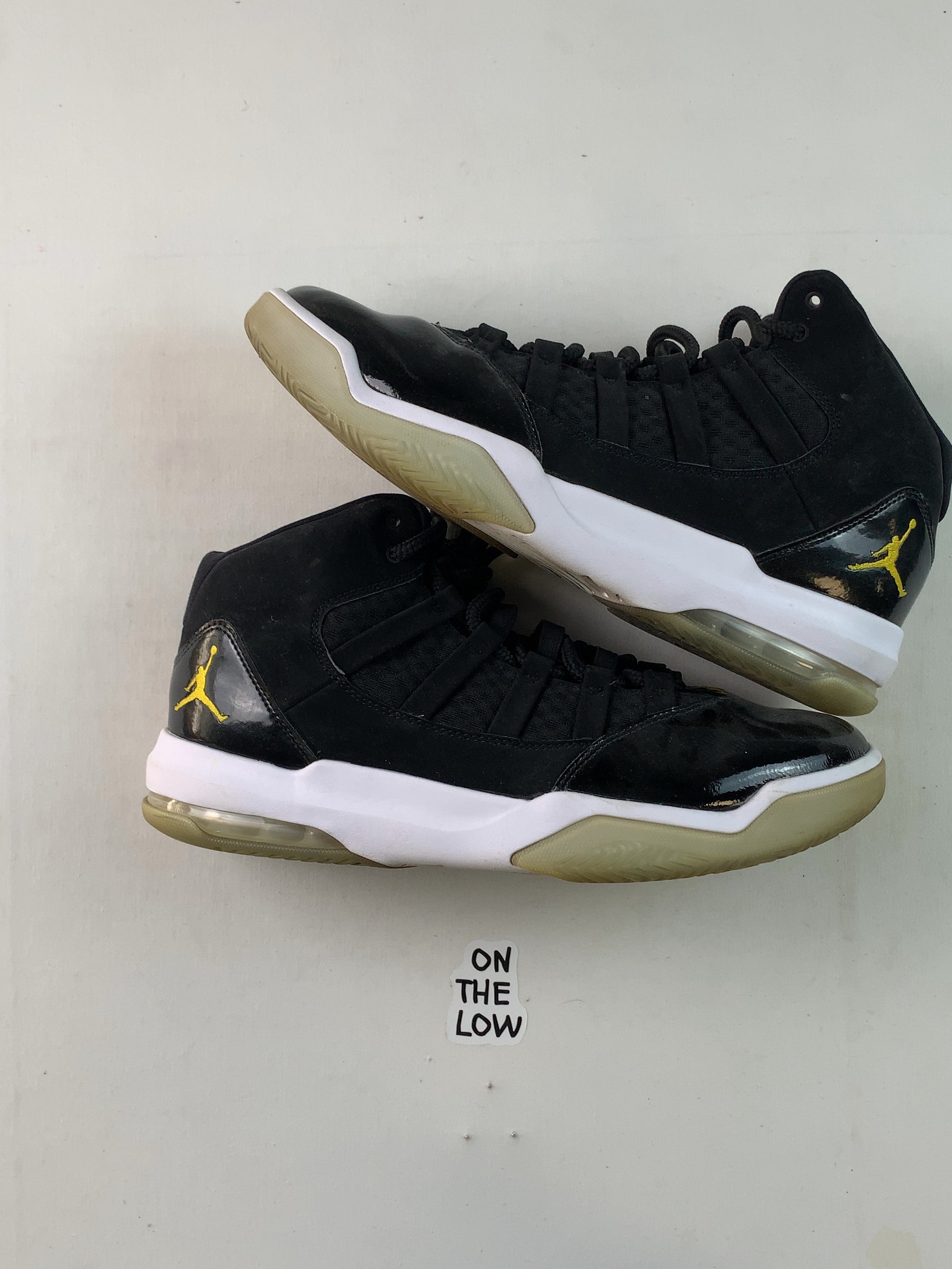 Jordan Max Aura Black Gold (USED) — Drive 1m79bMKY7ug2rw_lbeiaMQT4mkoK27GmW — photo 1
