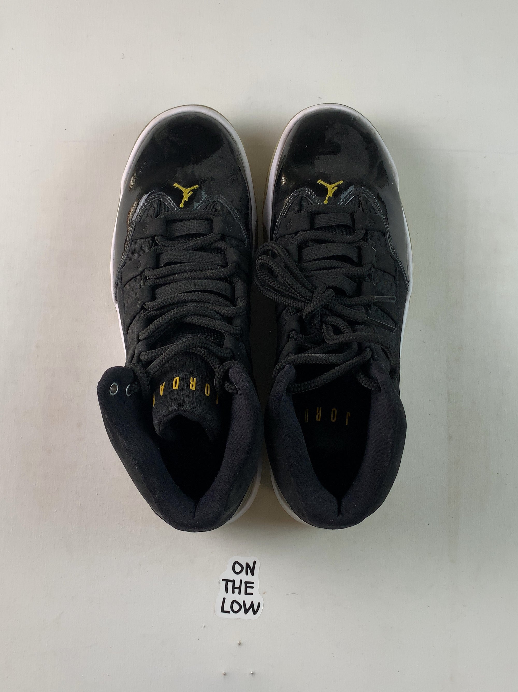Jordan Max Aura Black Gold (USED) — Drive 1akfA1C4s0v7J925CZUA6QH_rwQtxG2Vz — photo 4