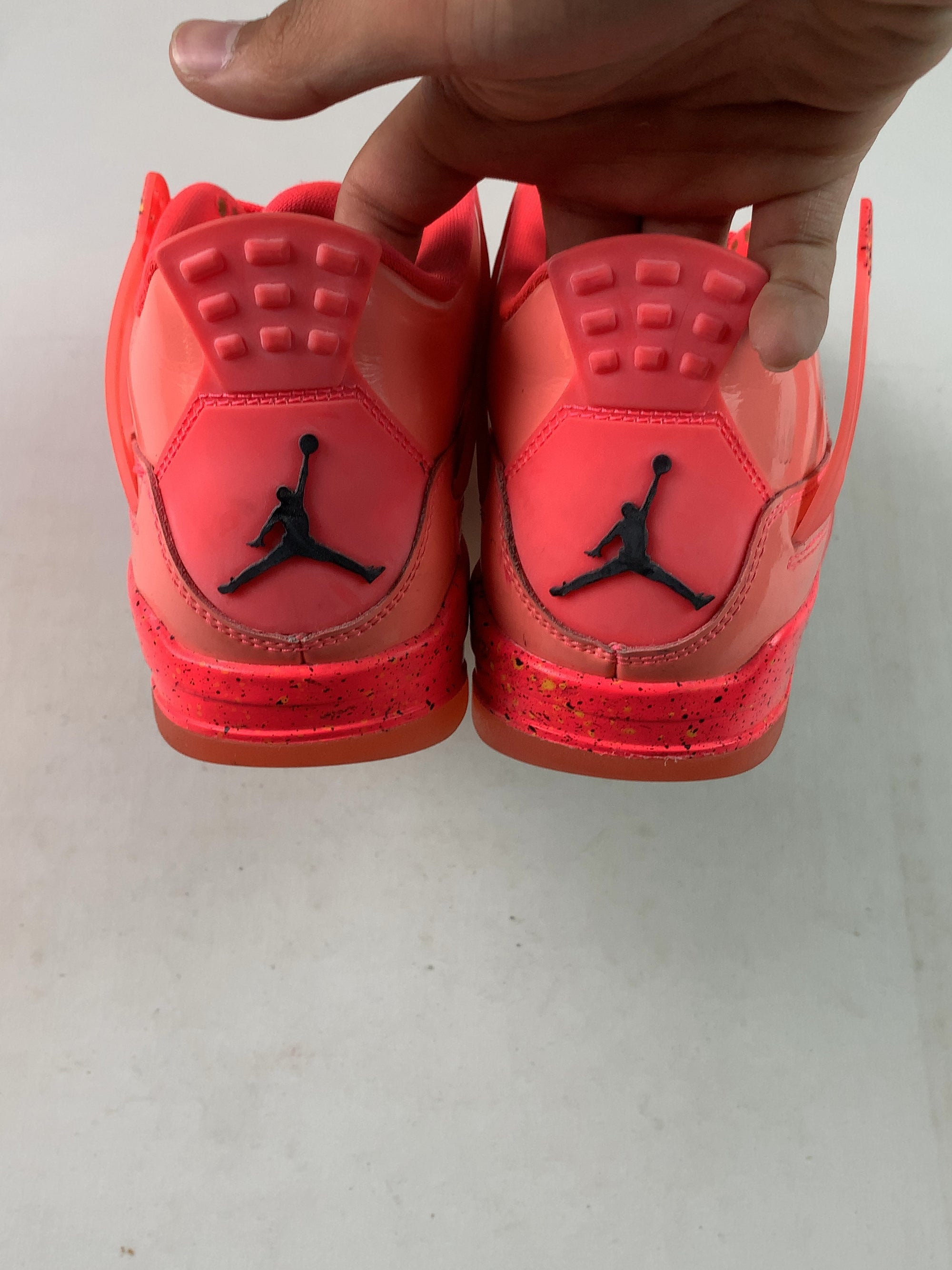 Jordan 4 Retro Hot Punch (Women's) (USED) — Drive 1XkKa66pvarMjGgbeJ3nLzGpvd6oxIgwO — photo 5
