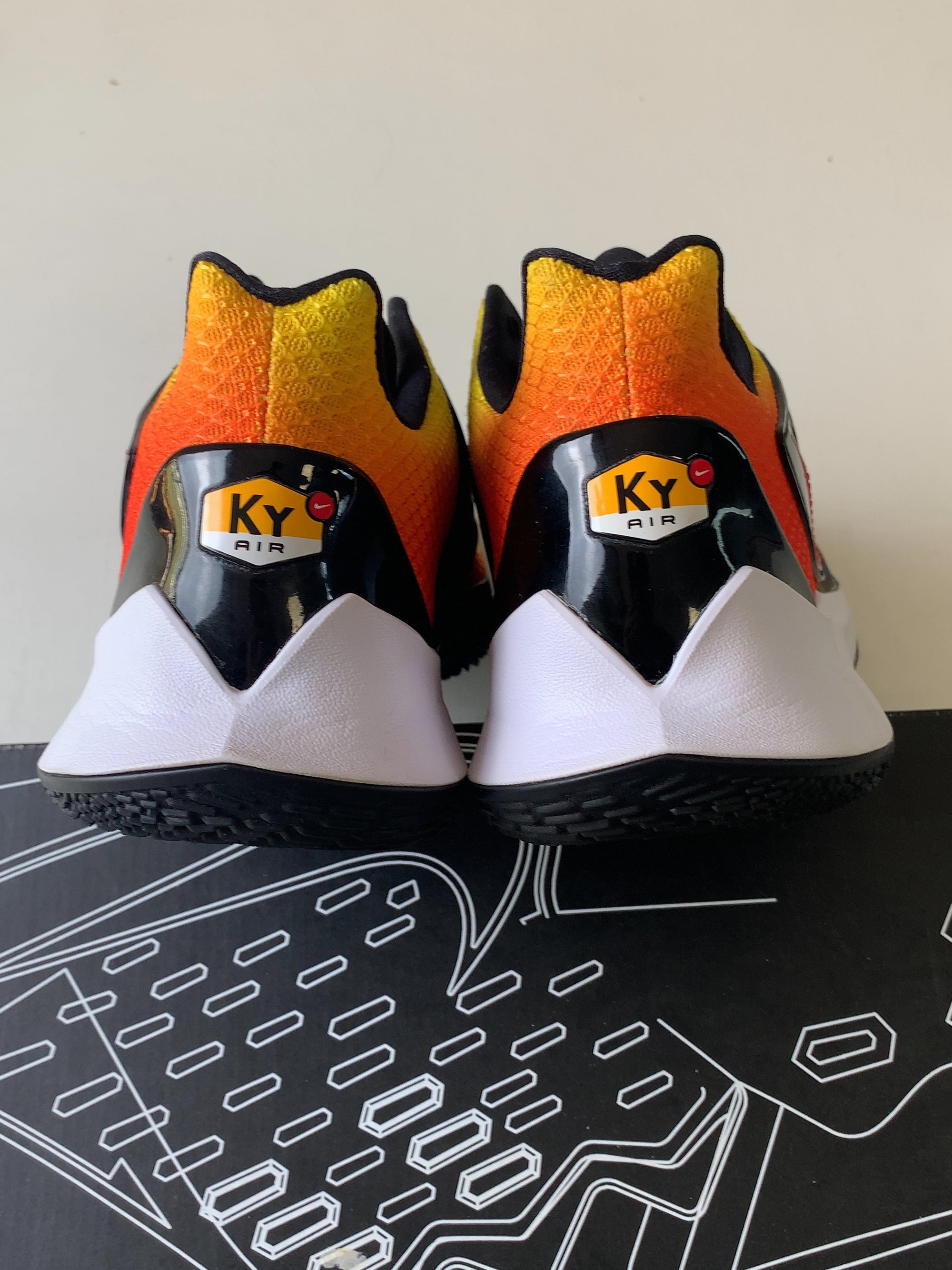 Nike Kyrie Low 2 Sunset — Drive 1bEGoTQ0pyAO4A4-q4kewBDkHjHATjFm6 — photo 5