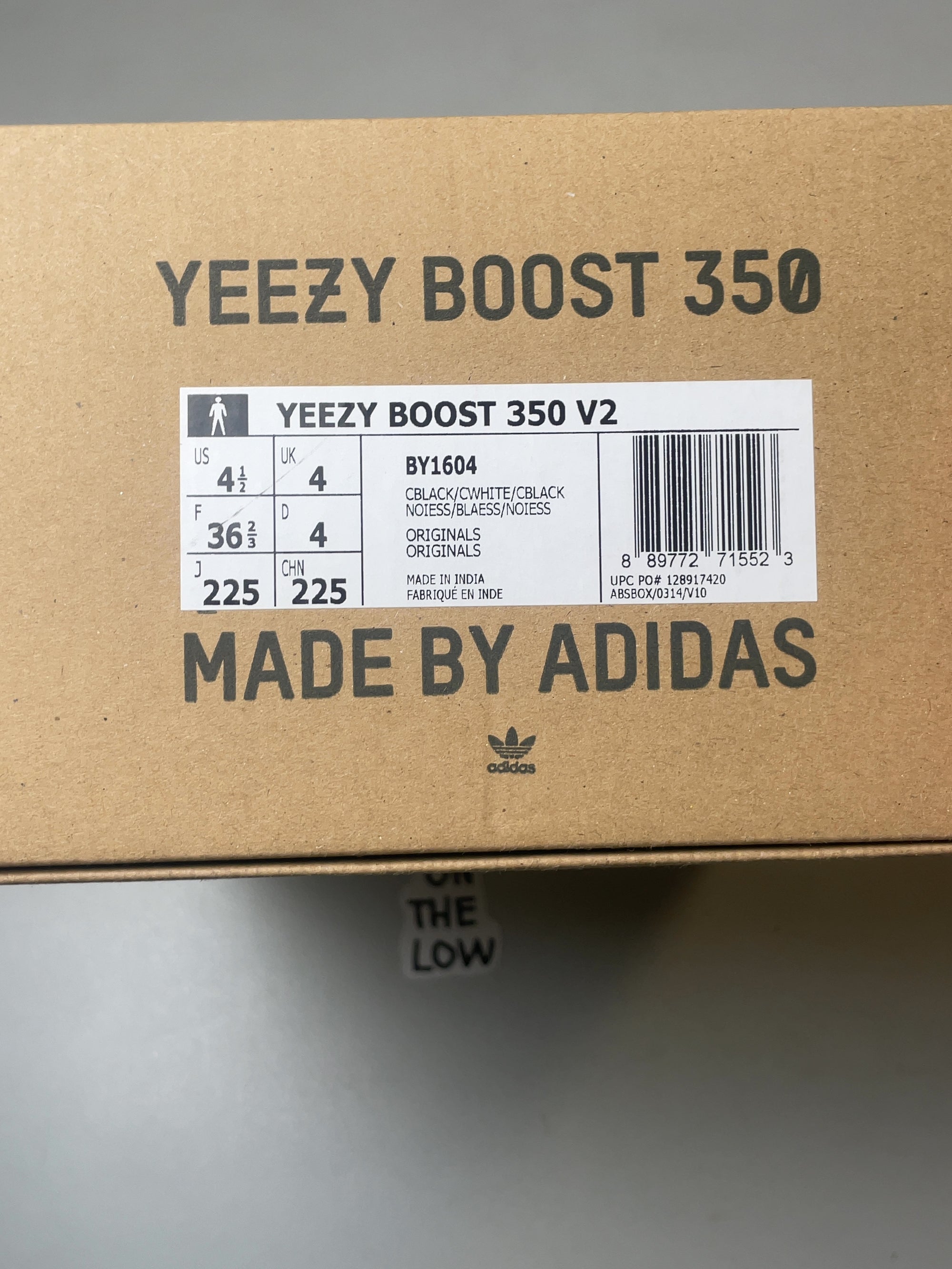 adidas Yeezy Boost 350 V2 Core Black White