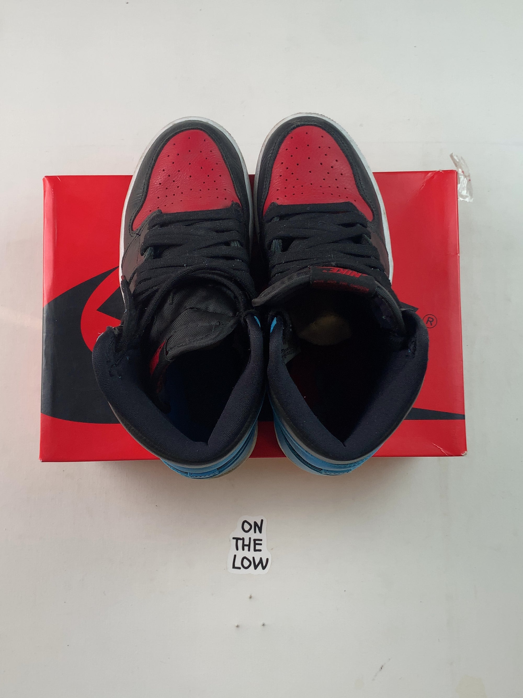 Jordan 1 Retro High NC to Chi (Women's) (USED) — Drive 1QiLjBOercREGaEq0Y_CycPyEvfbfwiEJ — photo 4