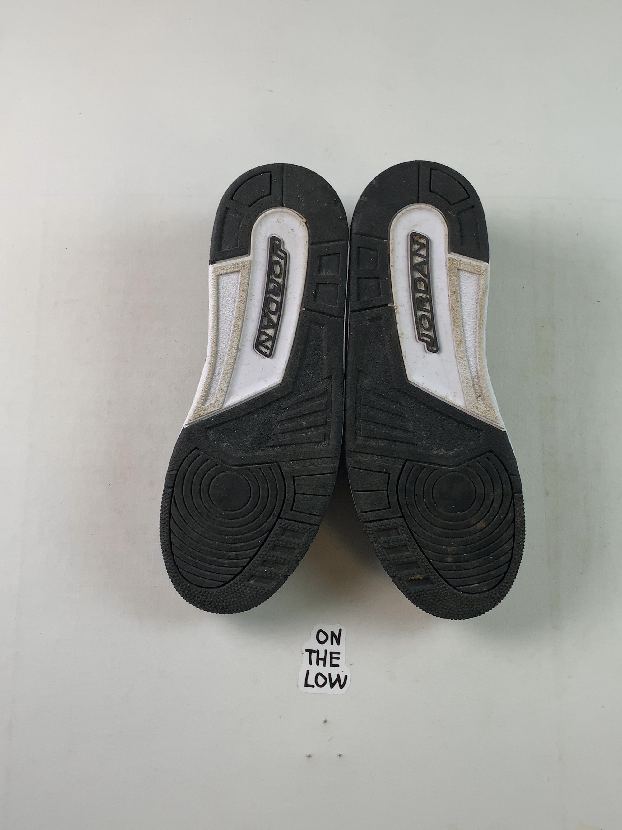 Jordan Legacy 312 Low Black Metallic Gold (USED) — Drive 1F8h6qPpmZ46_rgT8FnHu75CPNGTSJ-OQ — photo 6