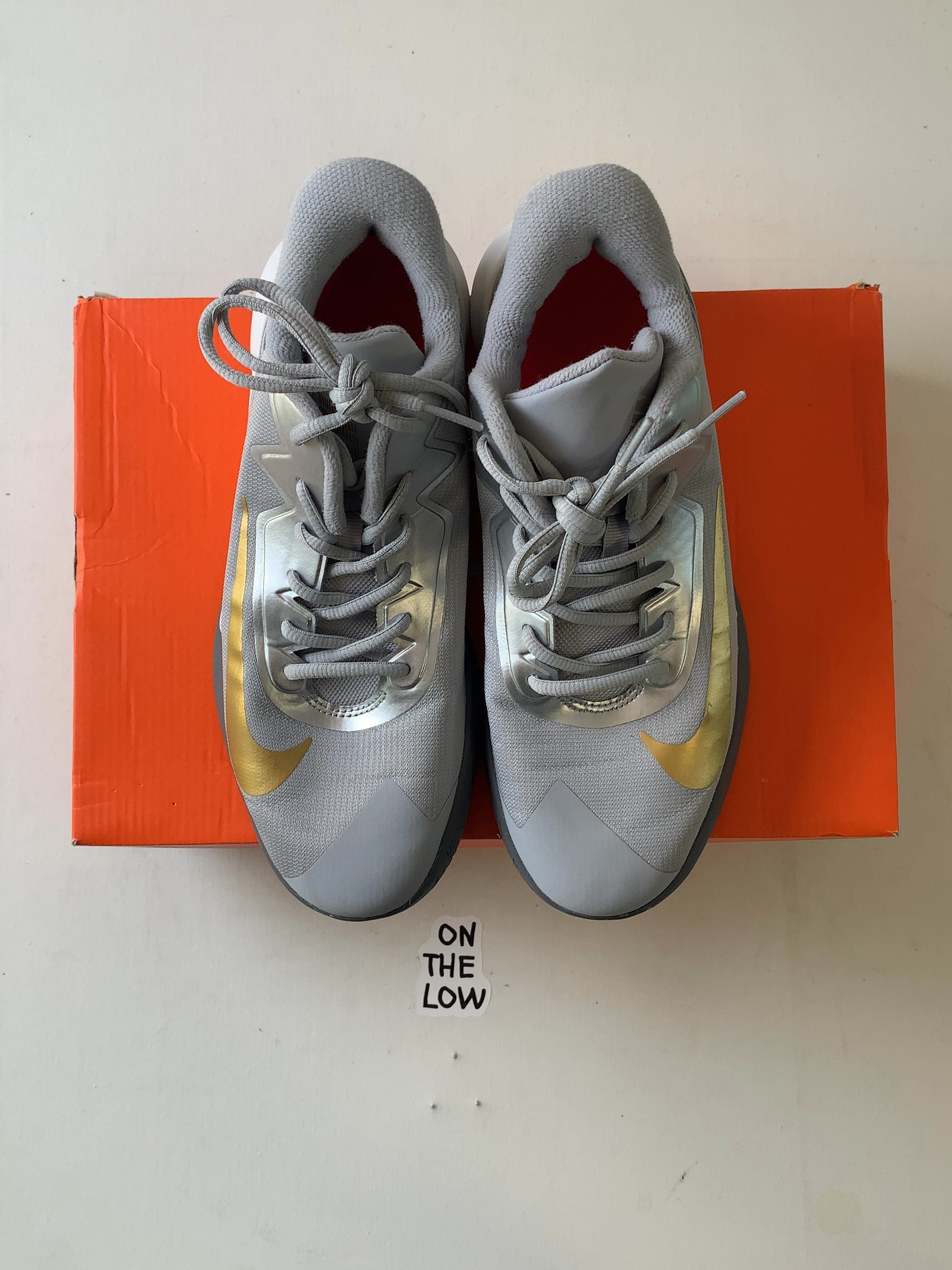 Nike Precision 4 Wolf Grey Metallic Gold — Drive 1Mw96IvcNmip5fotTf1yjCexyfwQqKURT — photo 3