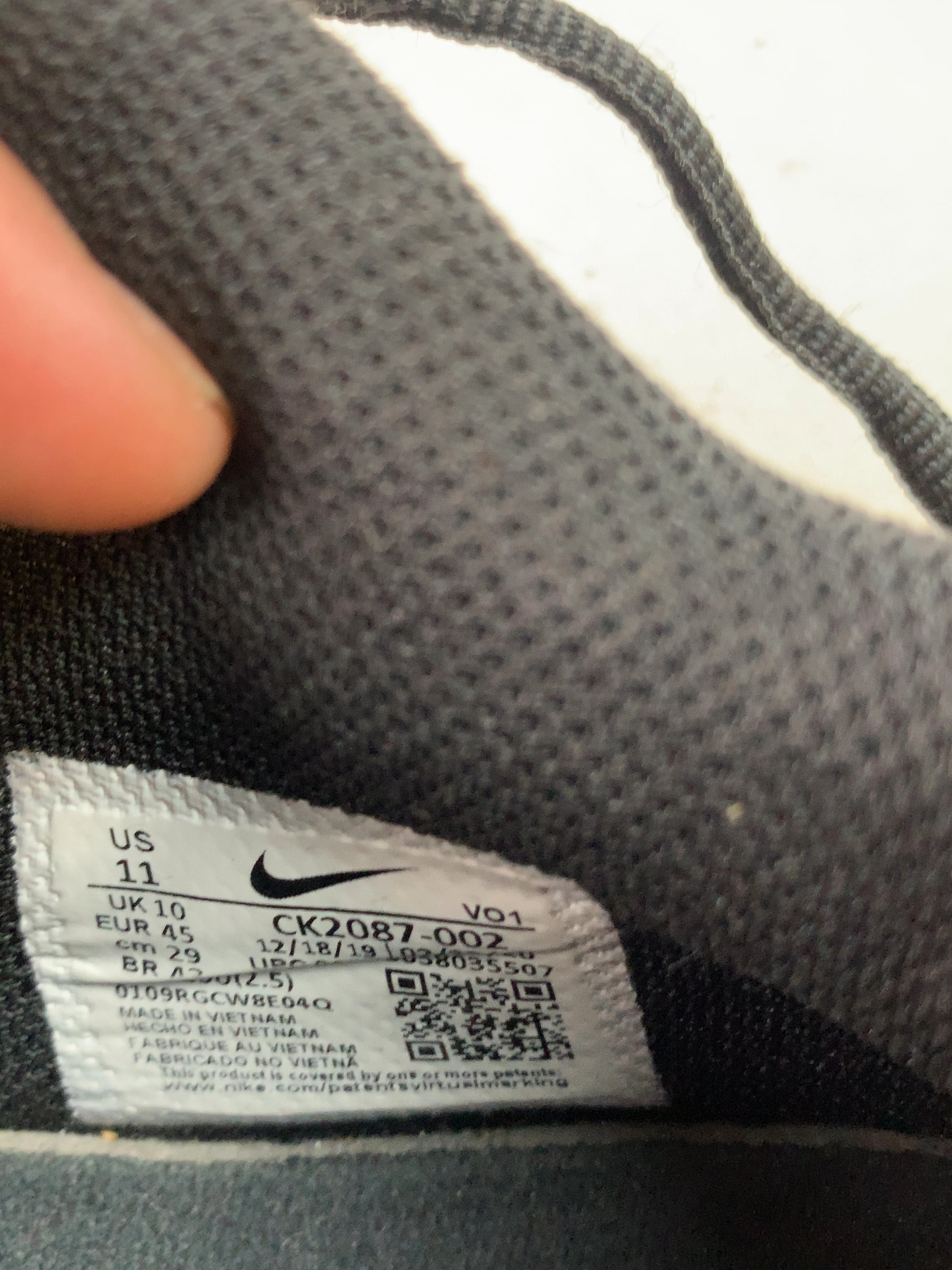 Nike Mamba Fury Alternate Bruce Lee (USED) — Drive 1nwI829FrLbzUxJg_4iu5unpoXEKmryS2 — photo 7