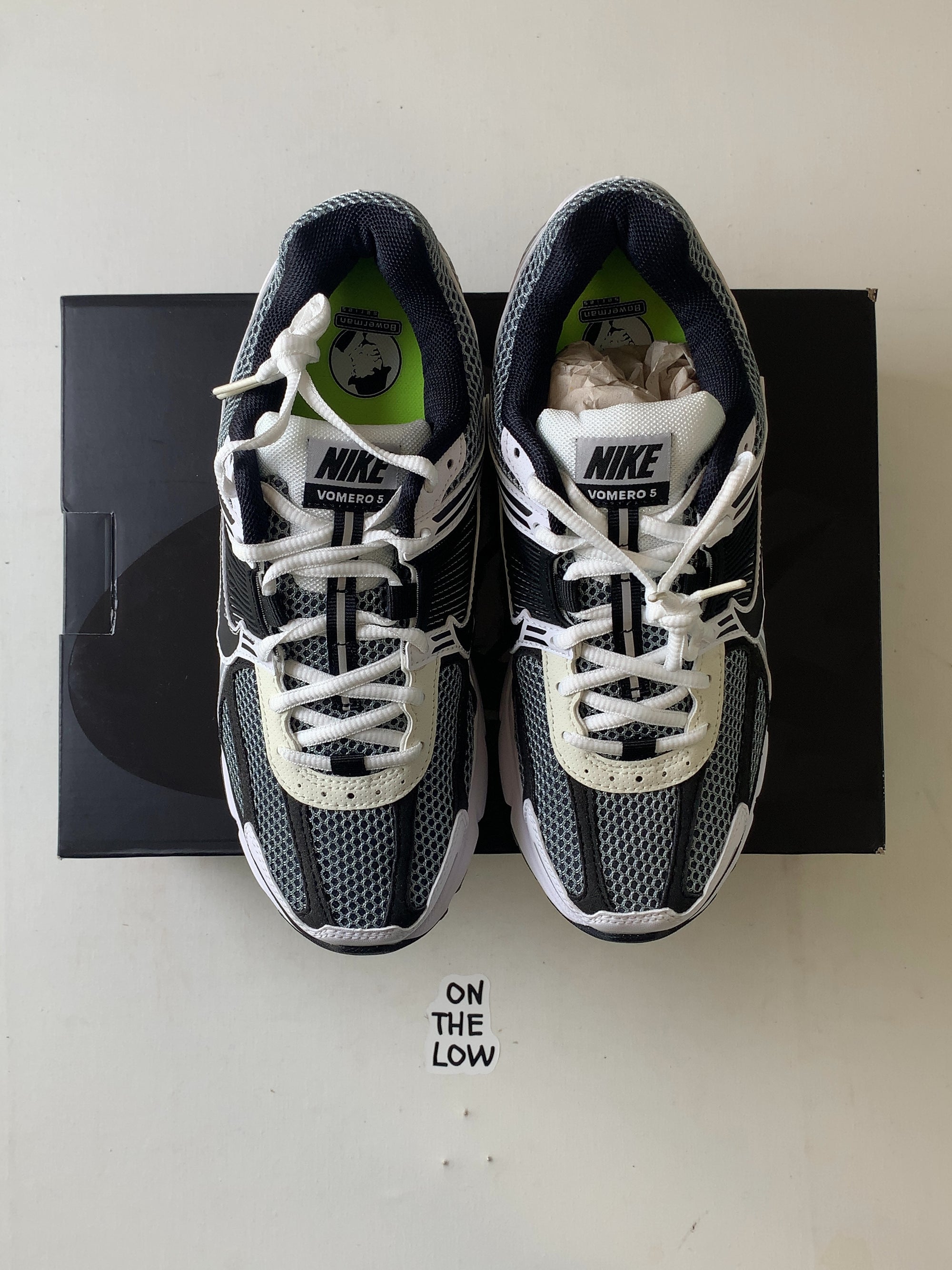 Nike Zoom Vomero 5 SE SP Dark Grey Black White — Drive 109nwqwM5RUC9LVC58G3VibQ3nvly513q — photo 3