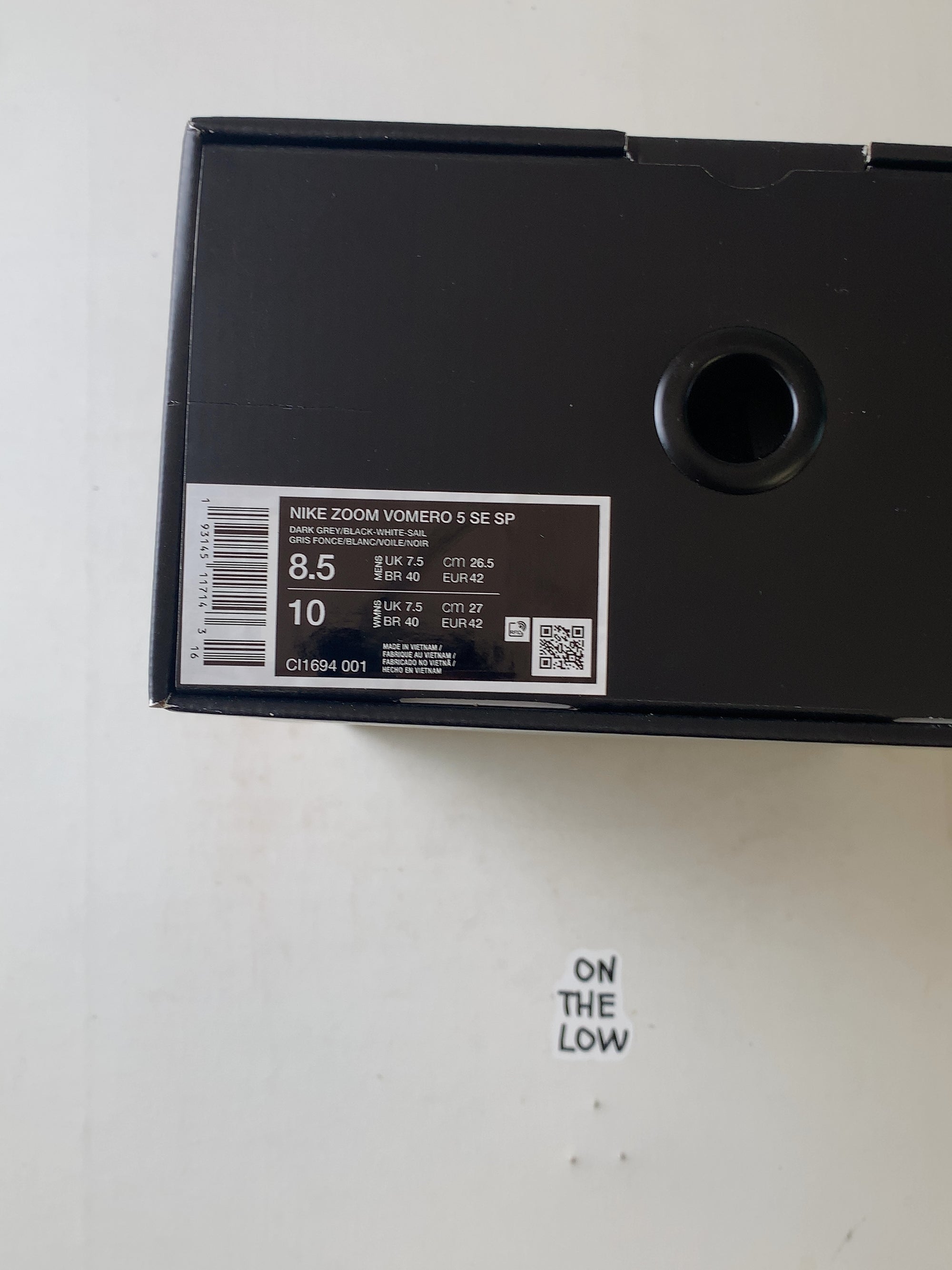 Nike Zoom Vomero 5 SE SP Dark Grey Black White — Drive 1pr0smdg7Nw0LbvHsMY8fGWbDxOq69EIy — photo 7