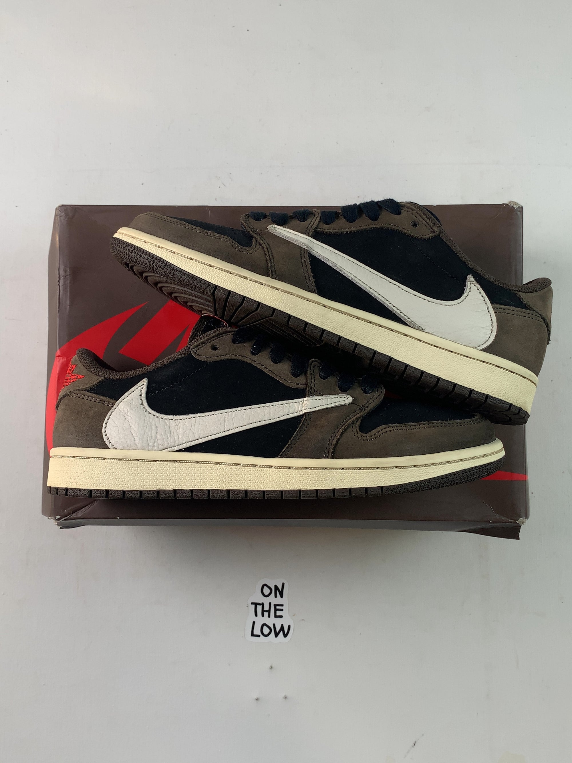 Jordan 1 Retro Low OG SP Travis Scott Mocha — Drive 17RfAwZsknUeyCK7vE_iWu8l1x-gyvet- — photo 1