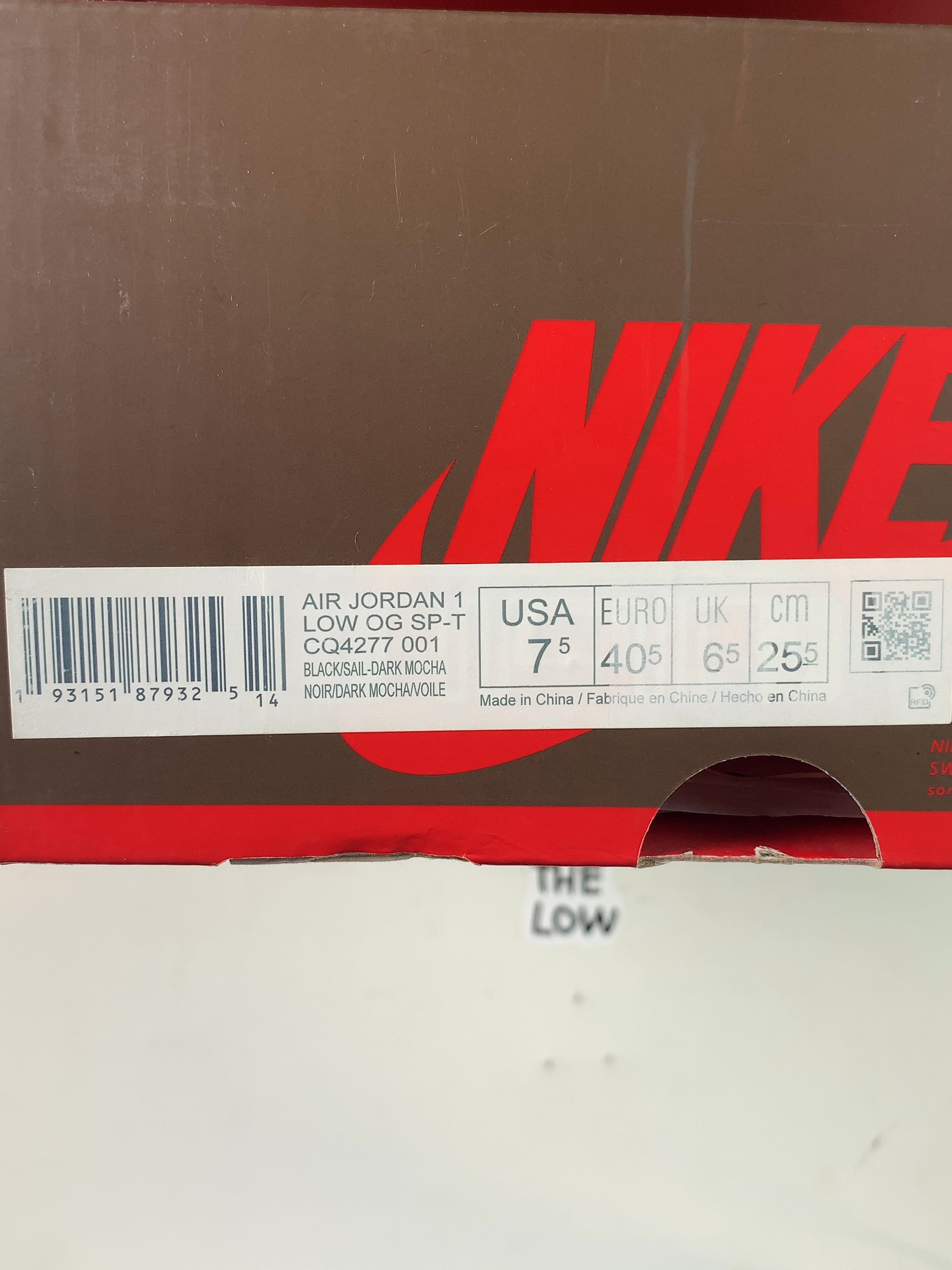 Jordan 1 Retro Low OG SP Travis Scott Mocha — Drive 1q-rqBmOkW_uu09rYGox8WBHVh2R5TR9n — photo 7