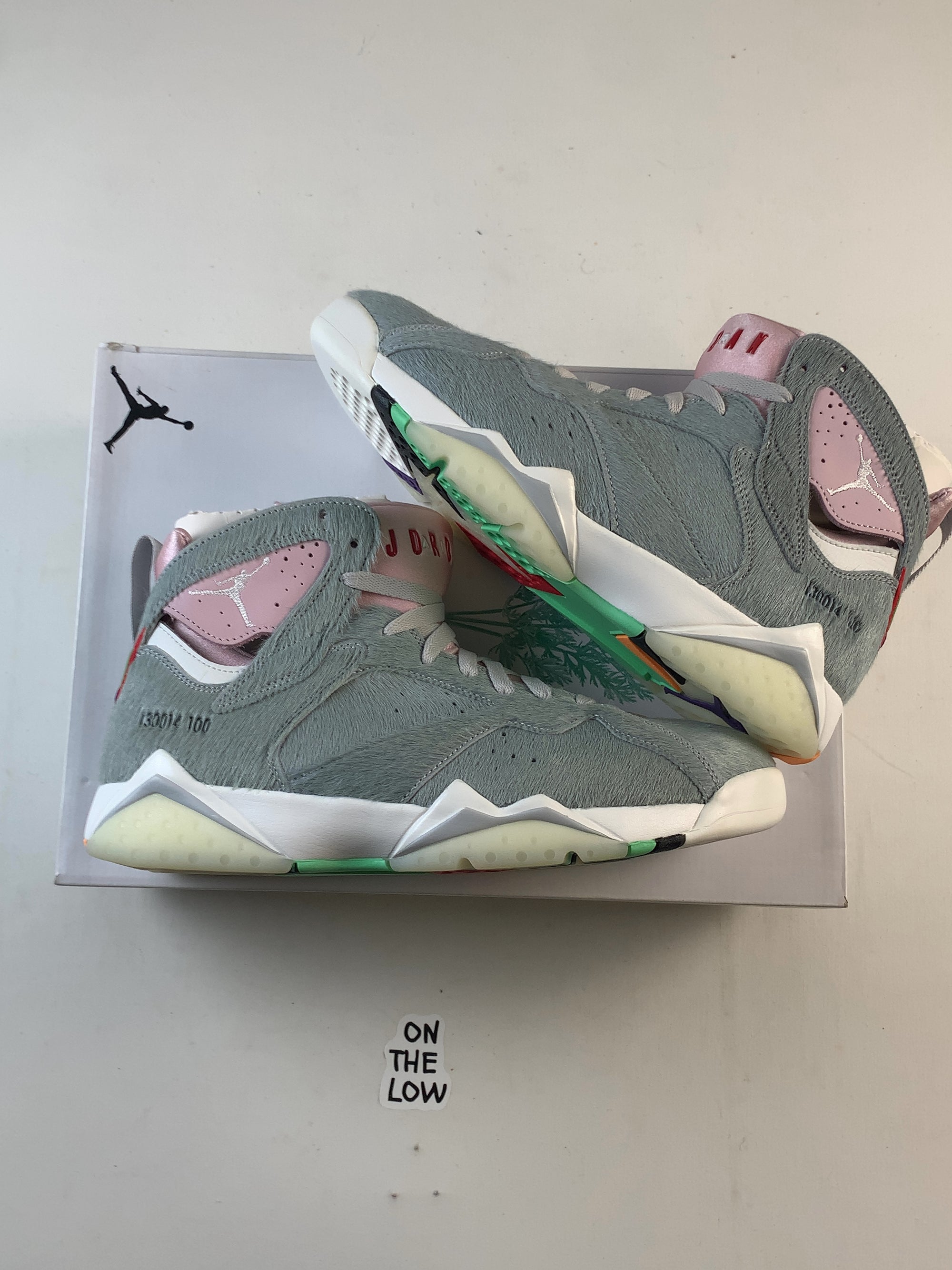 Jordan 7 Retro Neutral Grey — Drive 10WO6vjcxqntJelr2H2eb1R3UDQJYHLab — photo 1