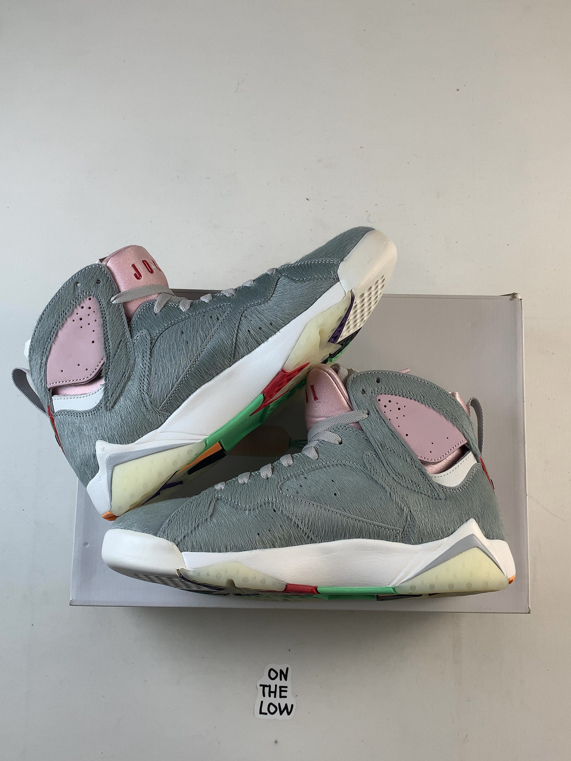Jordan 7 Retro Neutral Grey — Drive 1FW9m7Z2rvMUWQV8nVJvA9mwRASp0tufl — photo 2