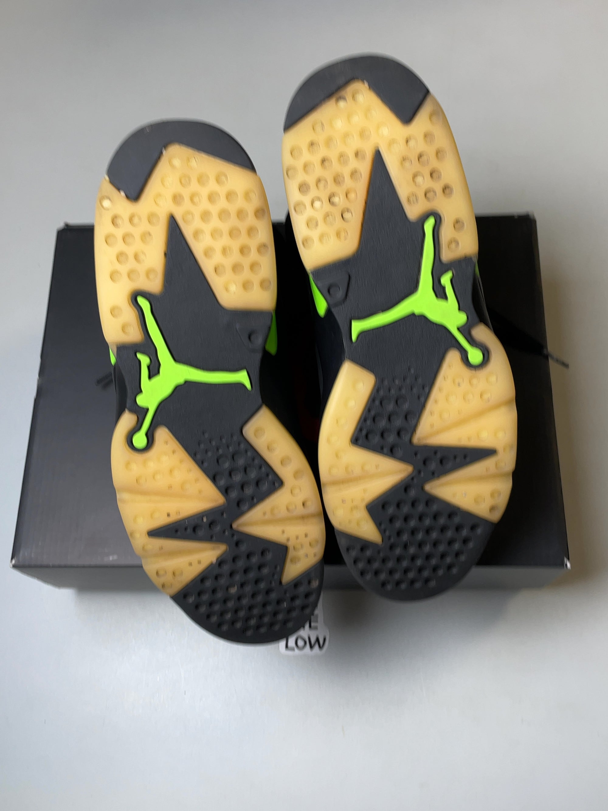 Jordan 6 Retro Electric Green (USED)