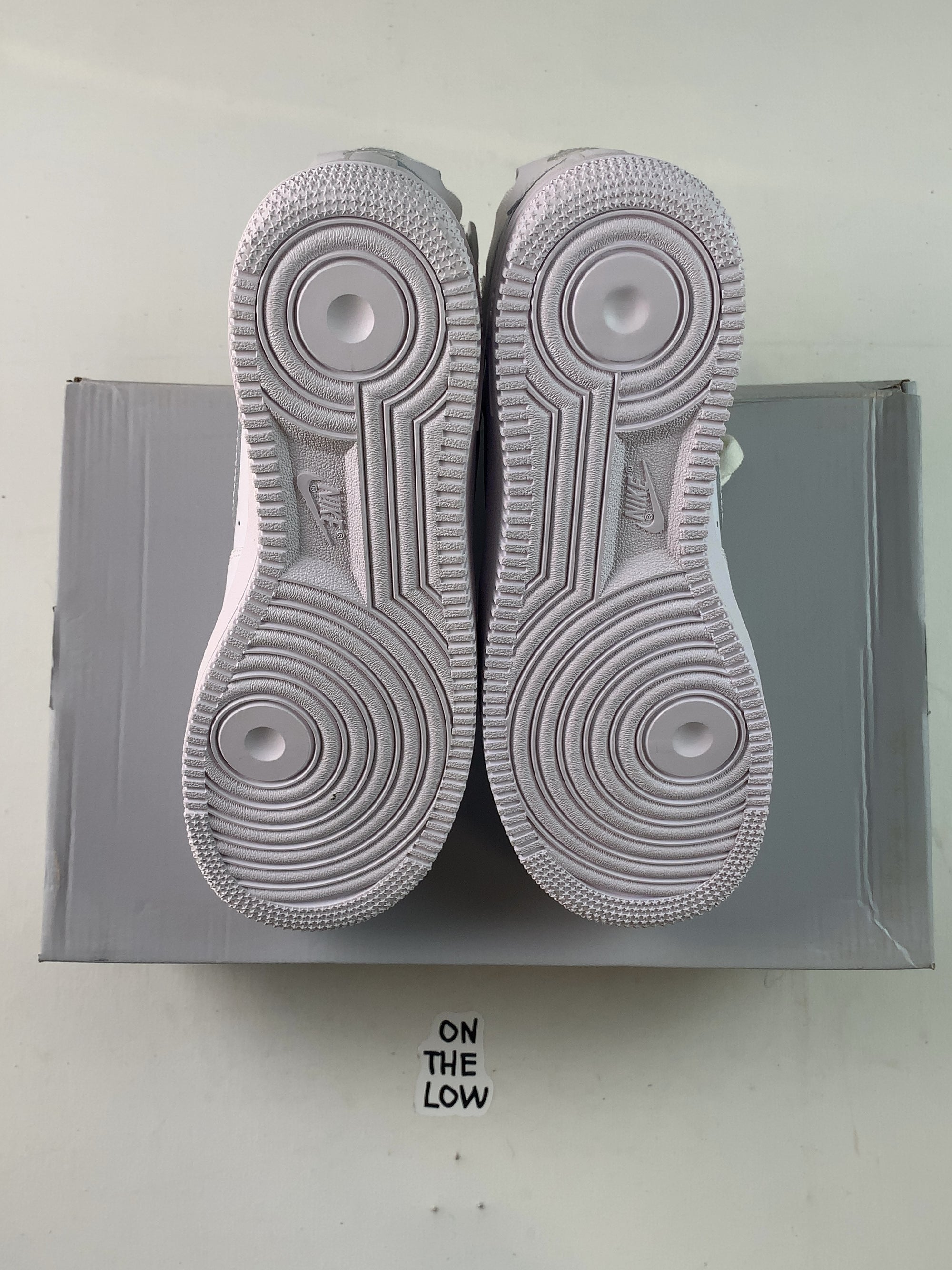 Nike Air Force 1 High 07 Triple White — Drive 1hwcqgoNGytg0hF8fAD-piP0TQwGVmM0F — photo 6