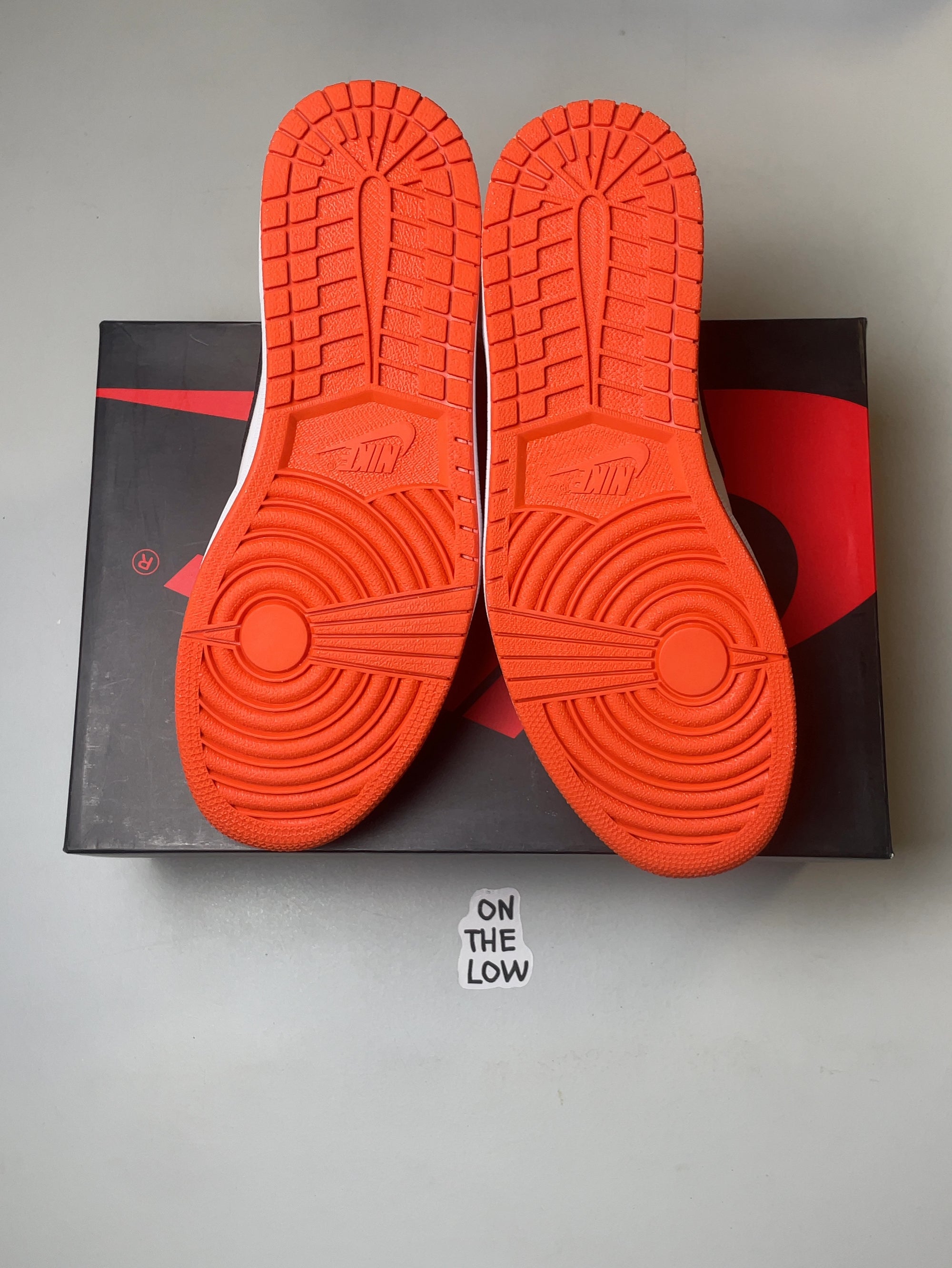 Jordan 1 Retro Low OG Starfish