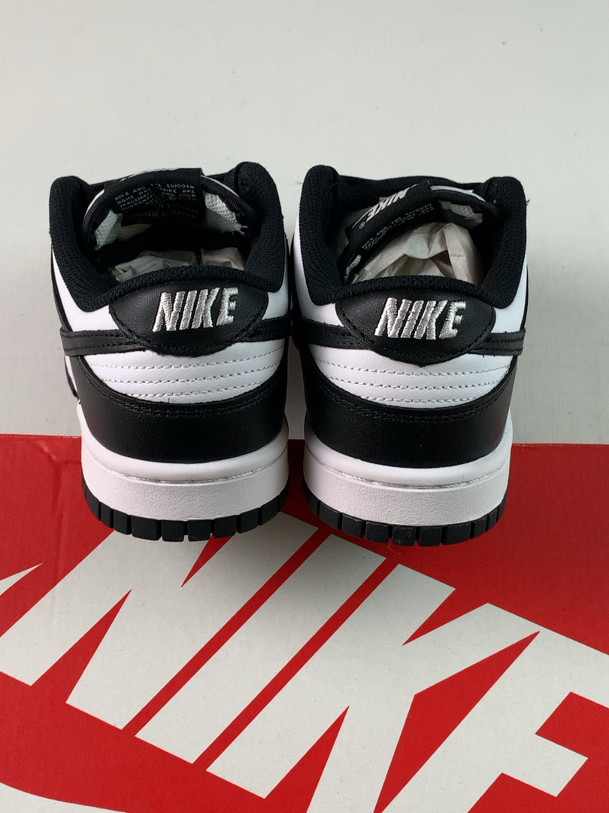 Nike Dunk Low Retro White Black Panda (Women's) — Drive 1OrdAR6PT1yvrrlNVFh6VY-Q6CTtpjPmq — photo 5