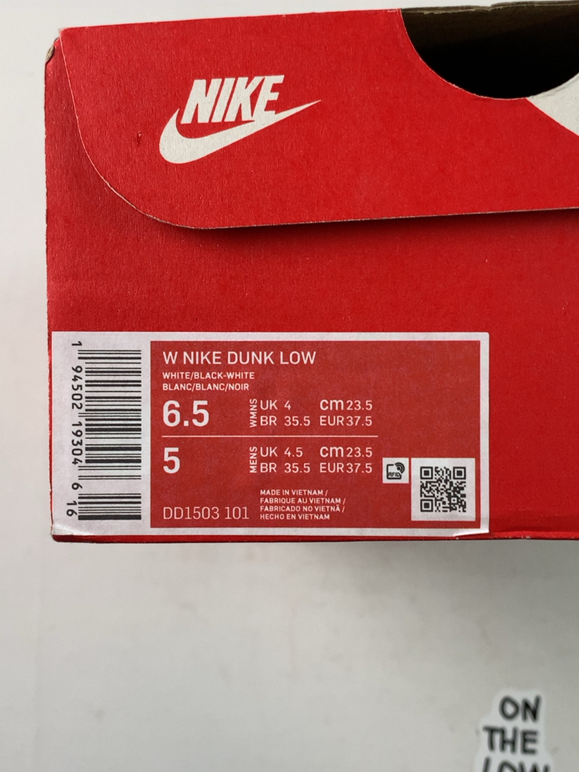Nike Dunk Low Retro White Black Panda (Women's) — Drive 1f_tLFd8H0lL1-Y0iFt5XukzN1E7feKSX — photo 7