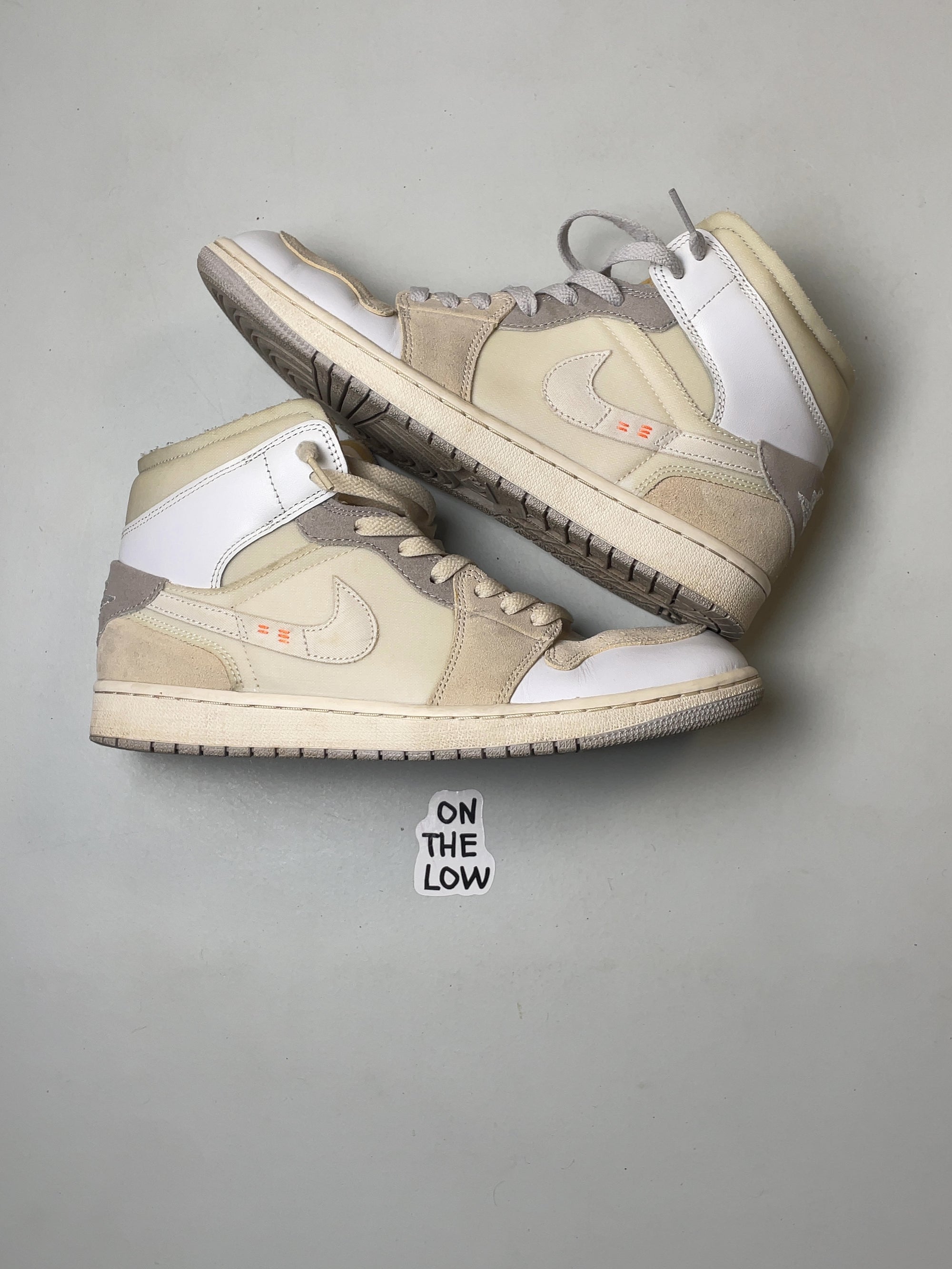 Jordan 1 Mid SE Craft Inside Out White Grey (USED)