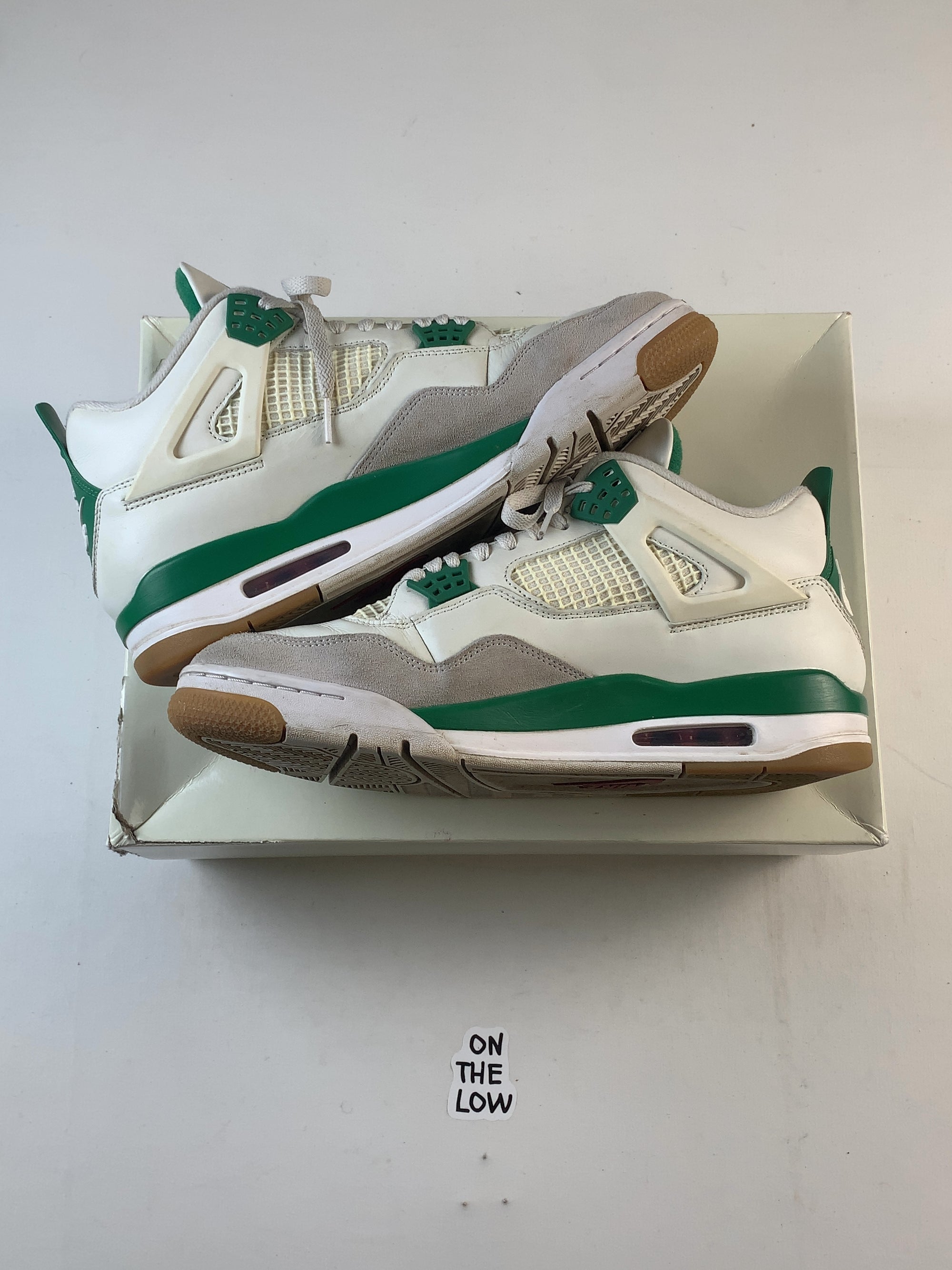 Jordan 4 Retro SB Pine Green (USED) — Drive 1_hk_78aFFnpxvCw1LkJtmLTIPqveJzde — photo 2