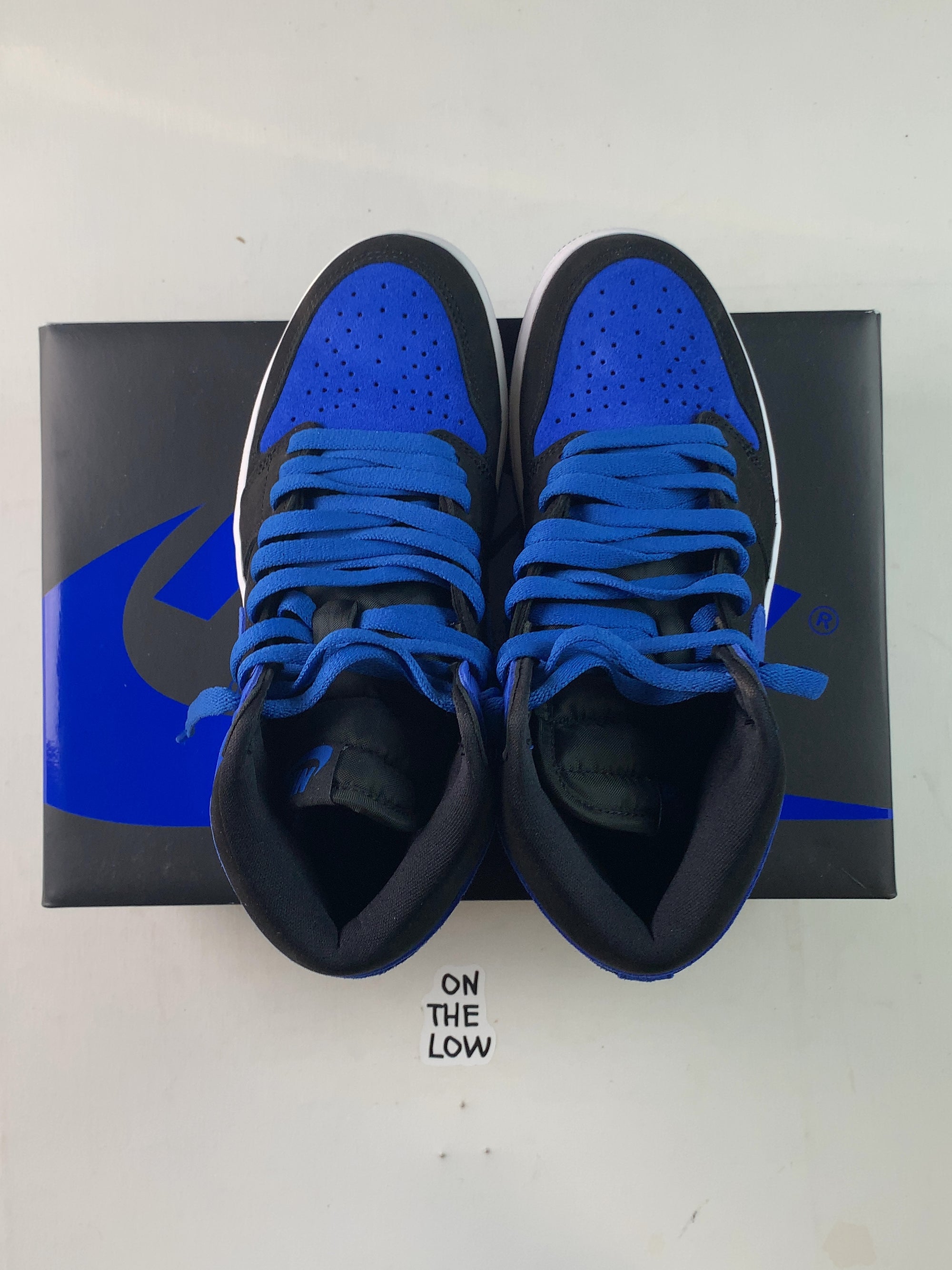 Jordan 1 Retro High OG Royal Reimagined — Drive 1D2Js5MBxCD5nD7DZeOqEoG-r-YVwZmV2 — photo 4