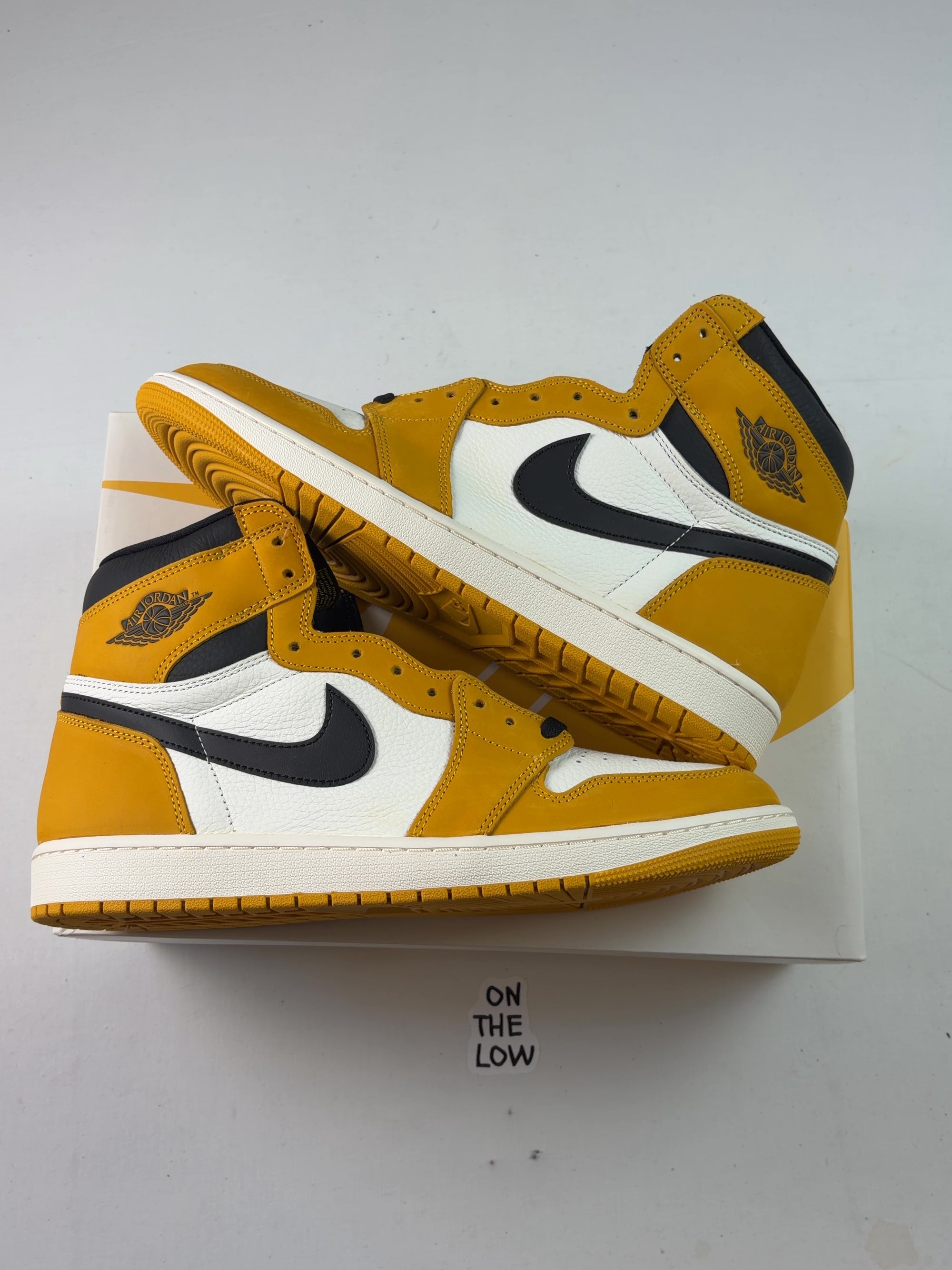 Air Jordan 1 Retro High OG Yellow Ochre — Drive 1pOx7Xw0gisjovxBN6zrXX3MU_SxuoS0F — photo 1