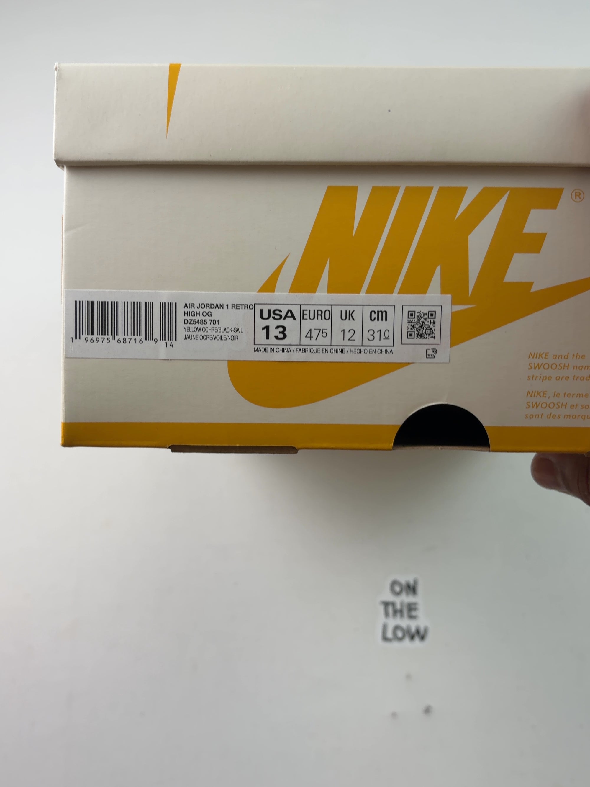 Air Jordan 1 Retro High OG Yellow Ochre — Drive 1Zlhj9hf6NVWMpzNGIWJv-iYQASjd8g-r — photo 6