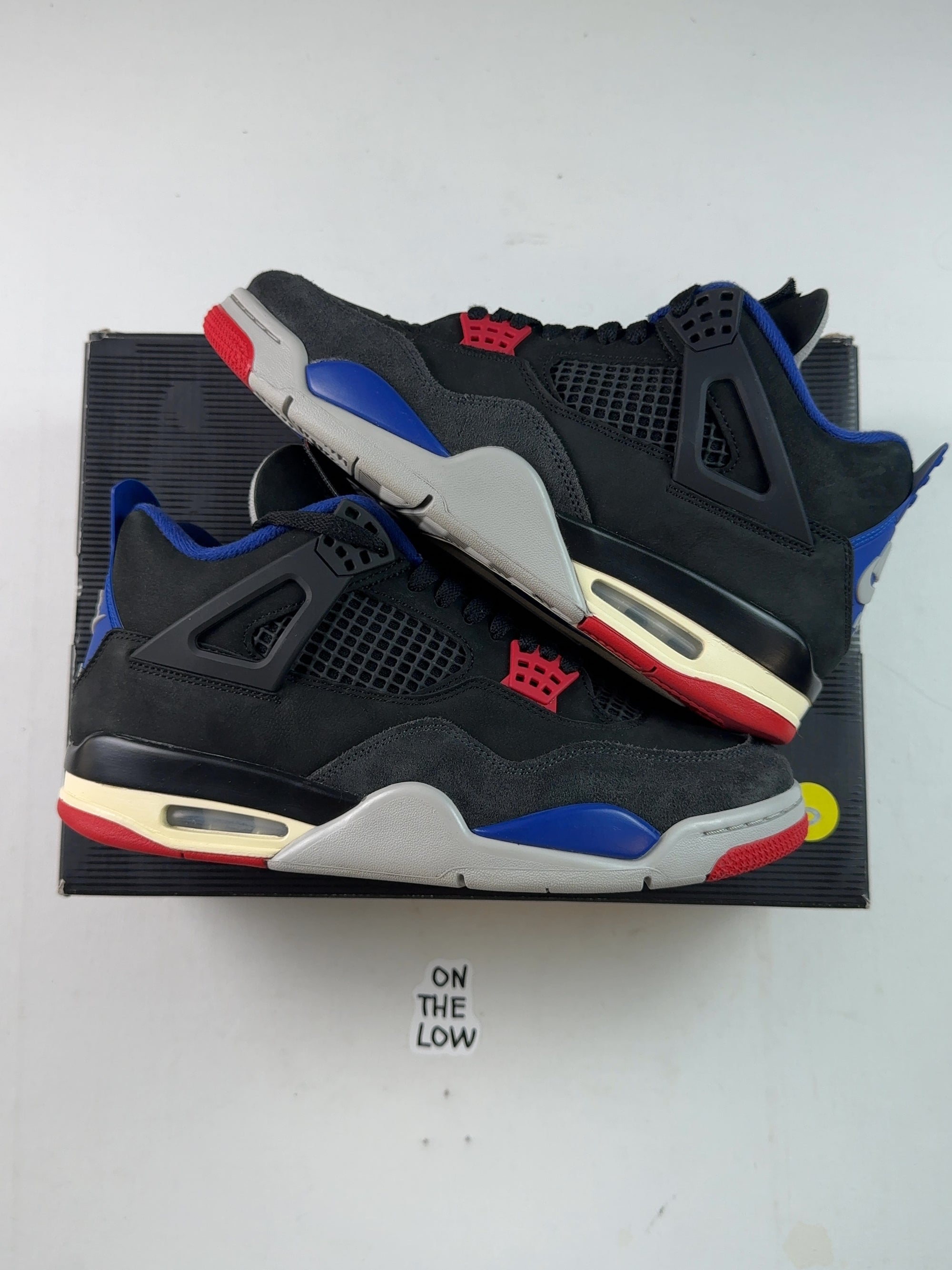 Jordan 4 Retro Rare Air (Gold Lettering) (USED) — Drive 10OgQGVY8Y_6526kPQzIyT-WhtyBEyPQ9 — photo 1