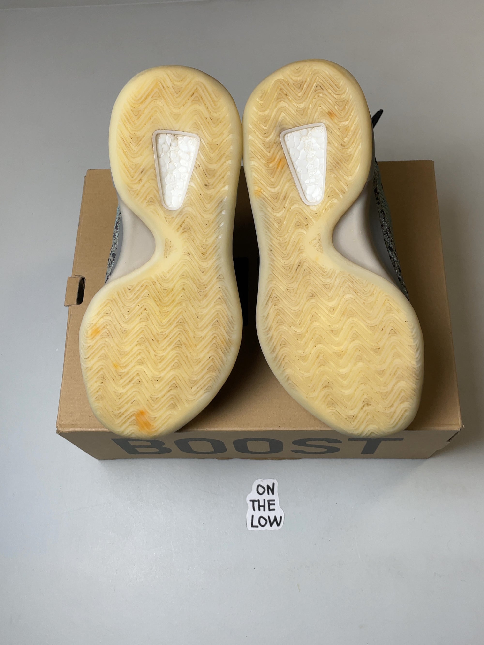 adidas Yeezy QNTM Teal Blue (USED)