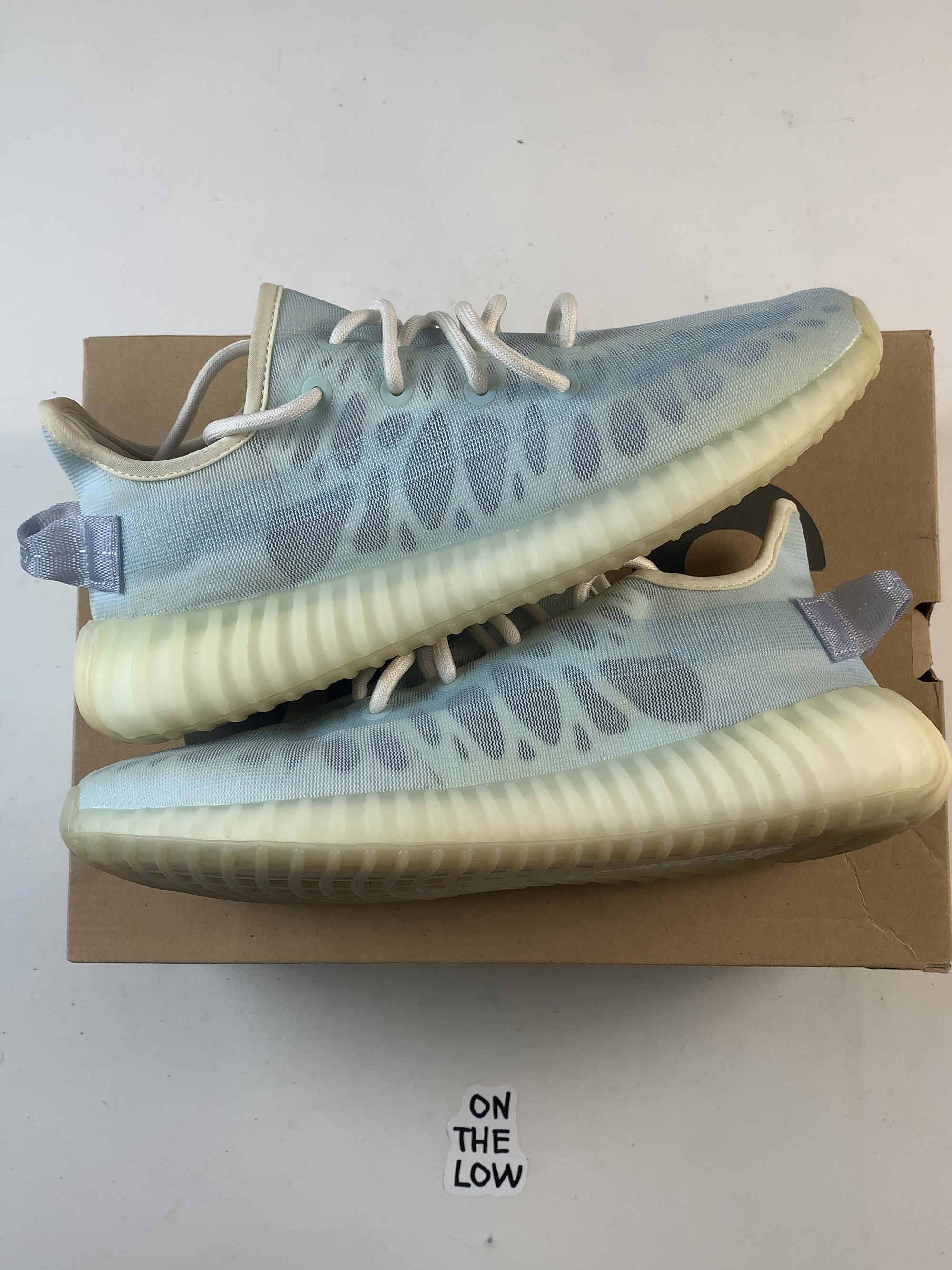 adidas Yeezy Boost 350 V2 Mono Ice (USED) — Drive 1YTt4fkpX0gEOJpyj1kEPrtzp1TW_CdZf — photo 1