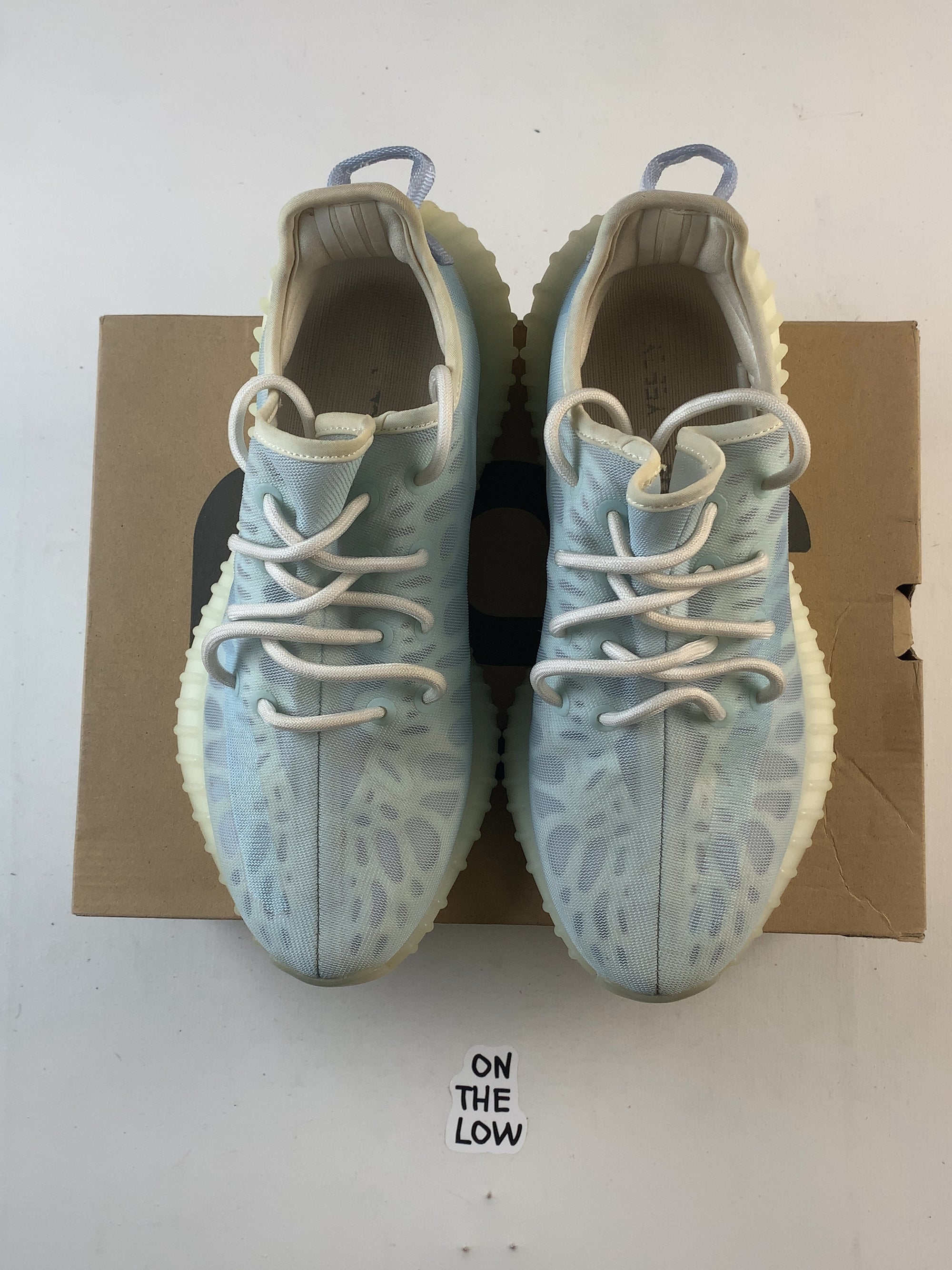 adidas Yeezy Boost 350 V2 Mono Ice (USED) — Drive 1CwRlGPSSoJHQOMhYpsuMom2UMLlfnJsd — photo 3