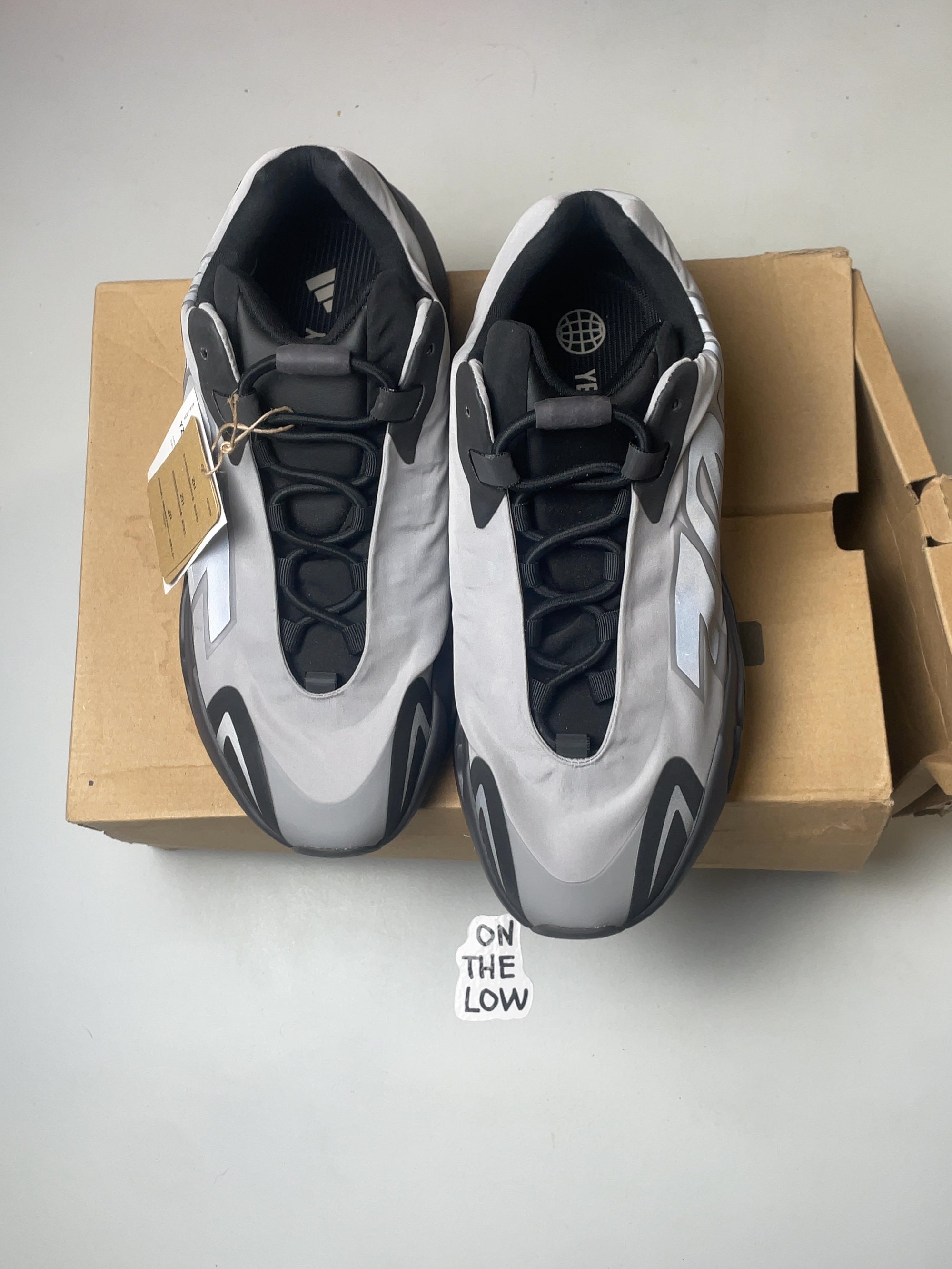 adidas Yeezy Boost 700 MNVN Metallic (MISMATCH)