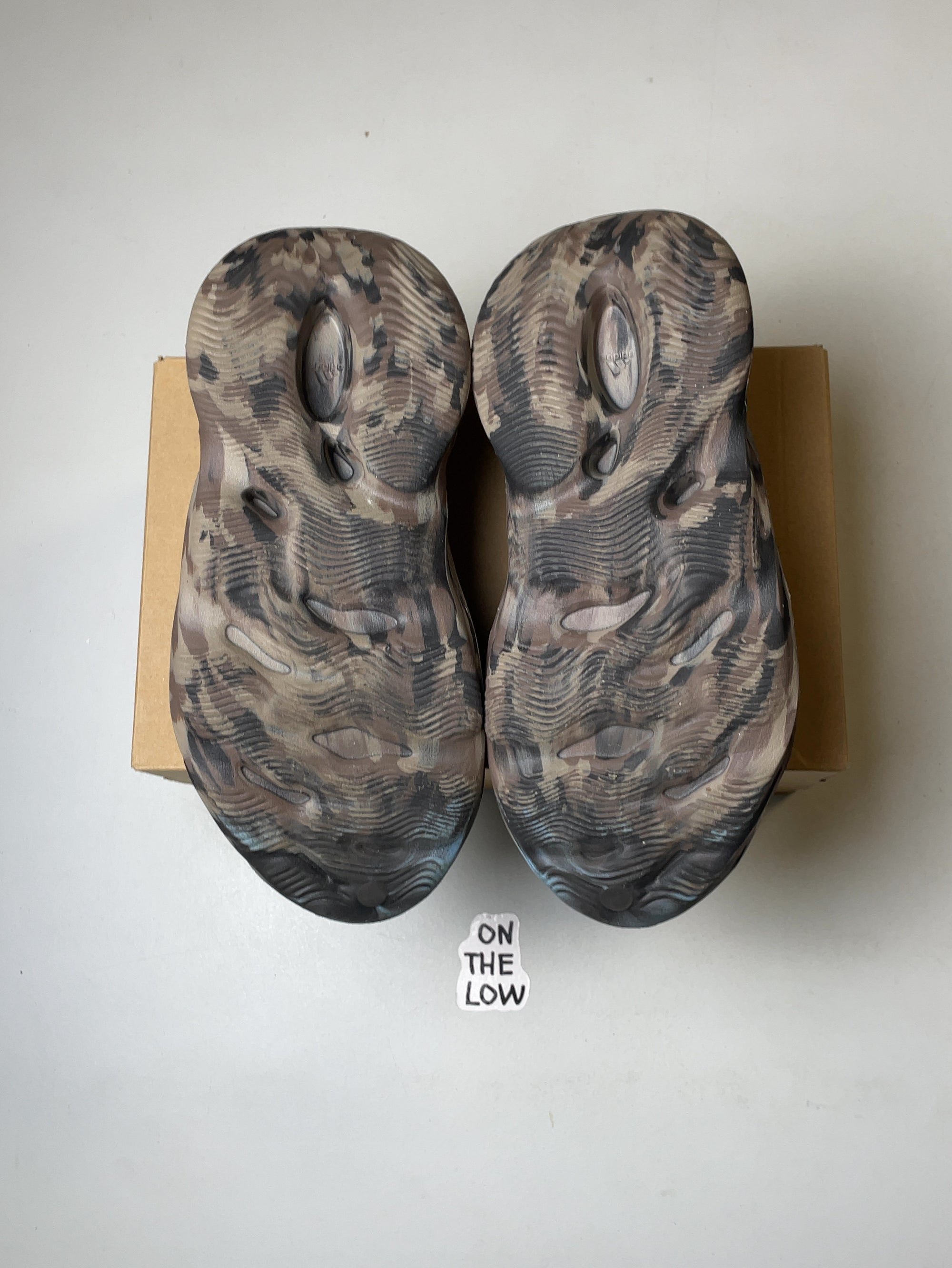 adidas Yeezy Foam RNR MX Cinder (USED)
