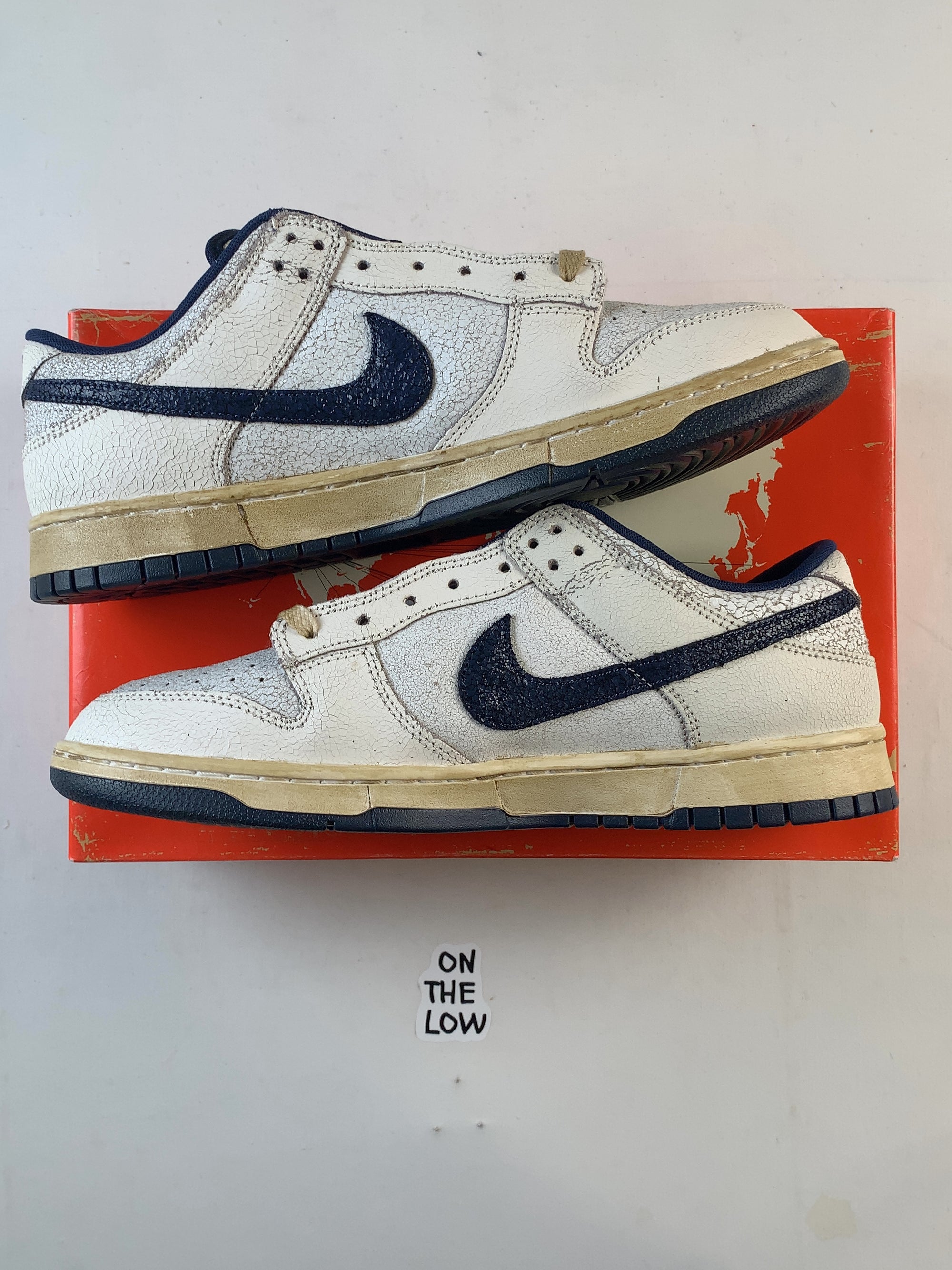 Nike Dunk Low Stranger Things Phantom — Drive 1DhB3aFq7_R4T5kodHcS4DYMtUrbupmbH — photo 2