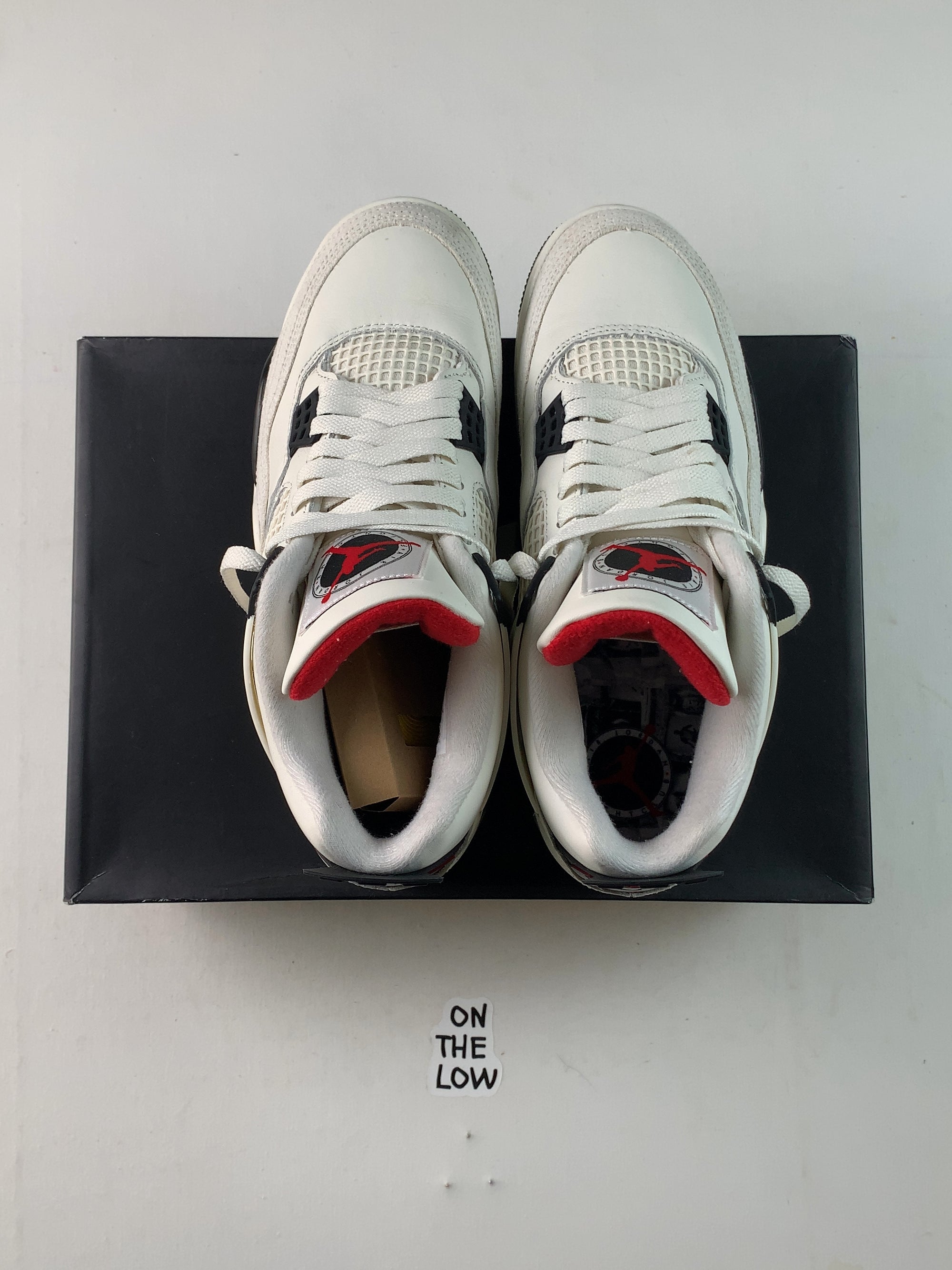 Jordan 4 Retro OG Flight Club (USED) — Drive 1g8Hham8idJ6DW_3ZOg0kpq71jwzkOpZO — photo 4