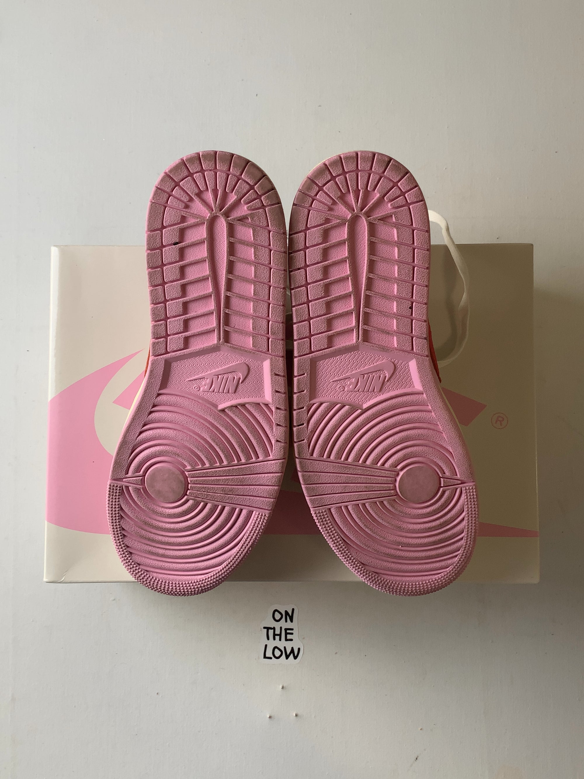 Jordan 1 Retro Low OG SP Travis Scott Sail Tropical Pink (USED) — Drive 15ZOljpE8PWdyw_xPgSby7-4oQDGl_djG — photo 6